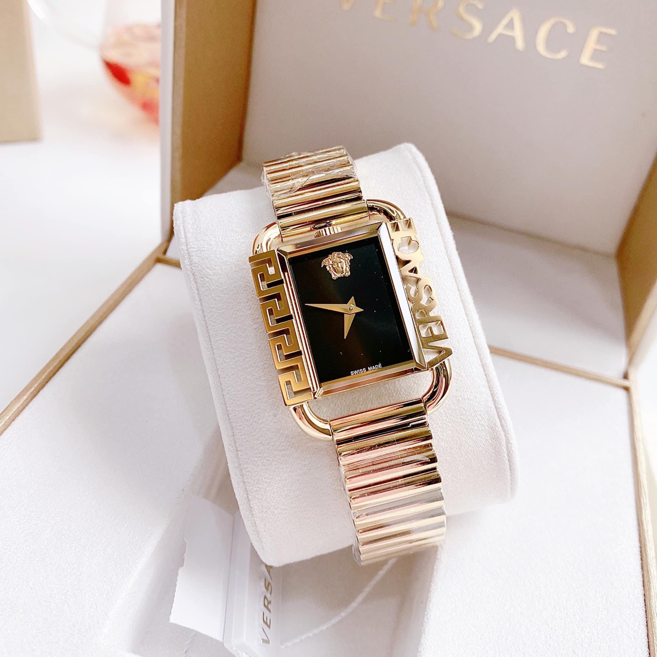 (ĐỒNG HỒ NỮ) Versace Flair Black Dial VE3B00522