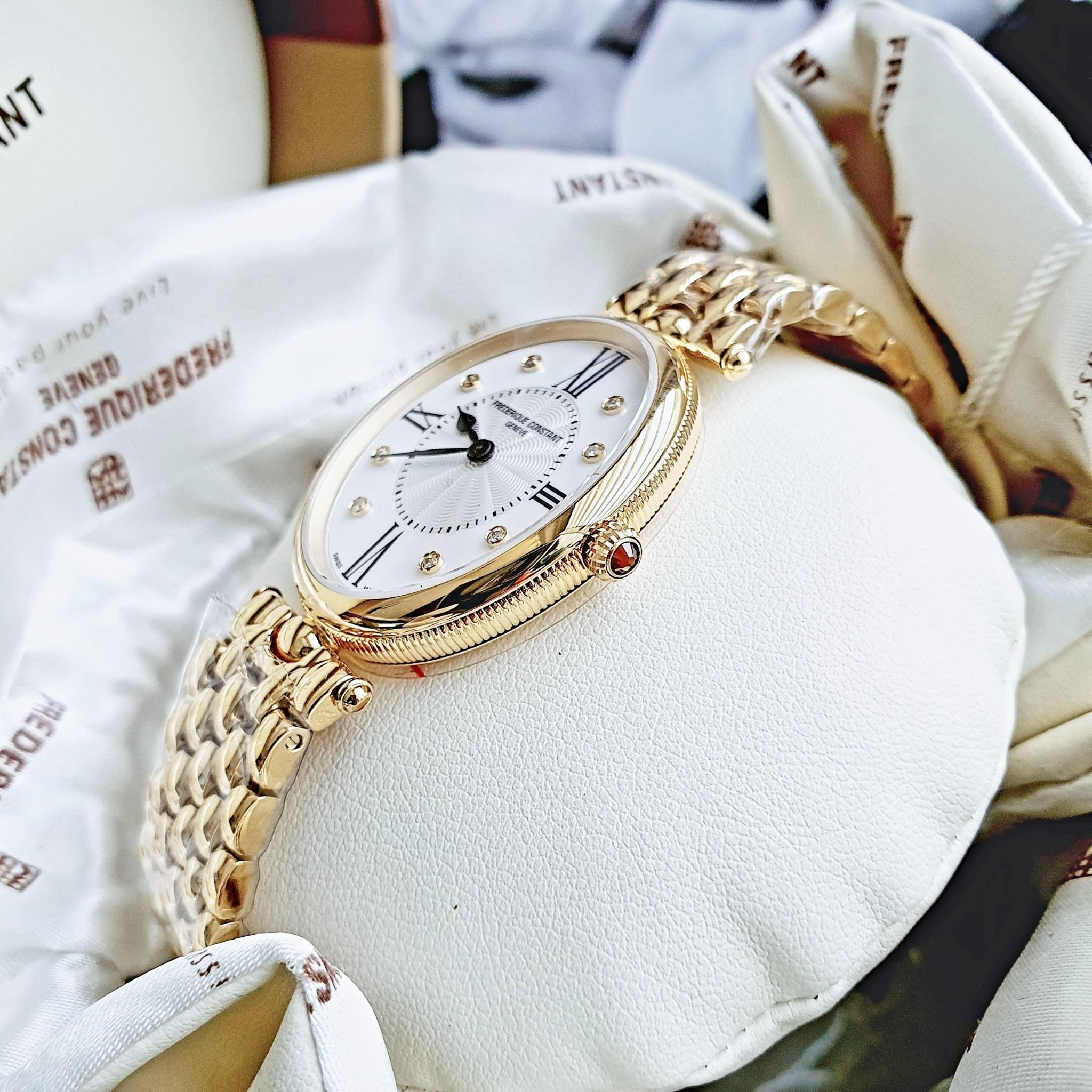 Ảnh 6 của Frederique Constant FC-200MPW2V5B Classics Art Deco ( FC200MPW2V5B ) ( 200MPW2V5B ) 32mm tròn