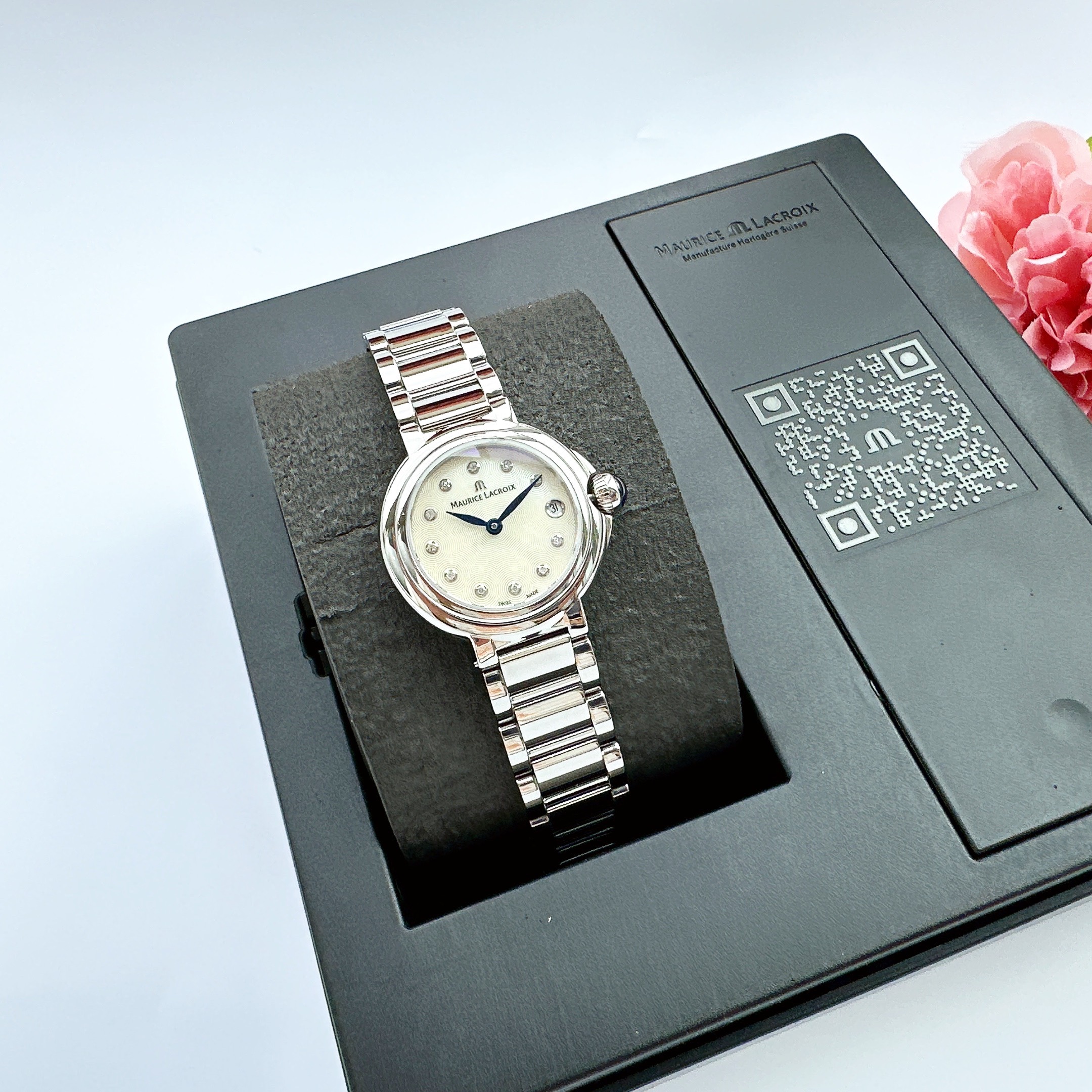 ĐỒNG HỒ NỮ Maurice Lacroix Fiaba Mother of Pearl 28mm FA1003-SS002-110-1