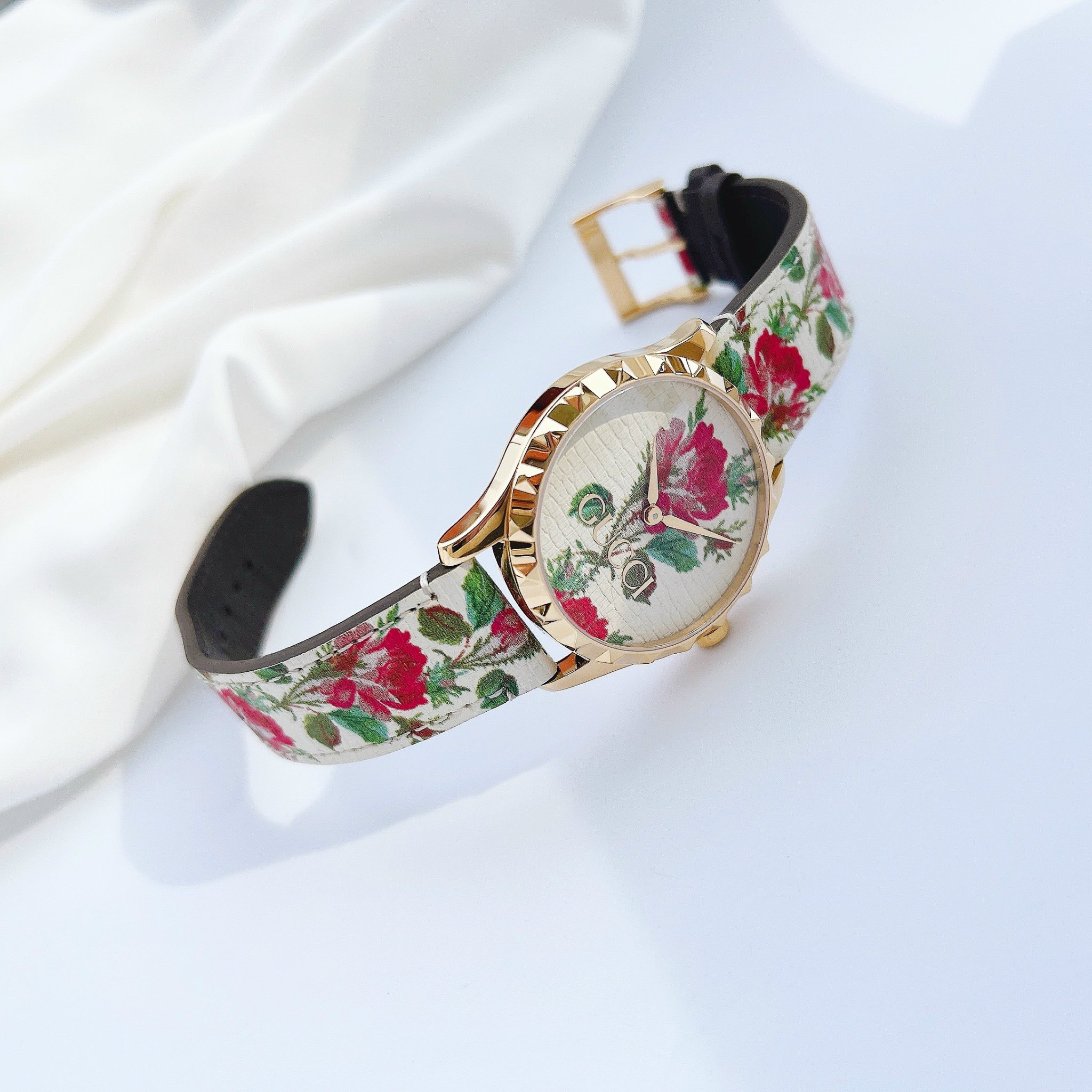 Ảnh 7 của ĐỒNG HỒ NỮ GUCCI G-TIMELESS AQUA FLORAL Phối hoạ tiết  YA1264084 38mm
