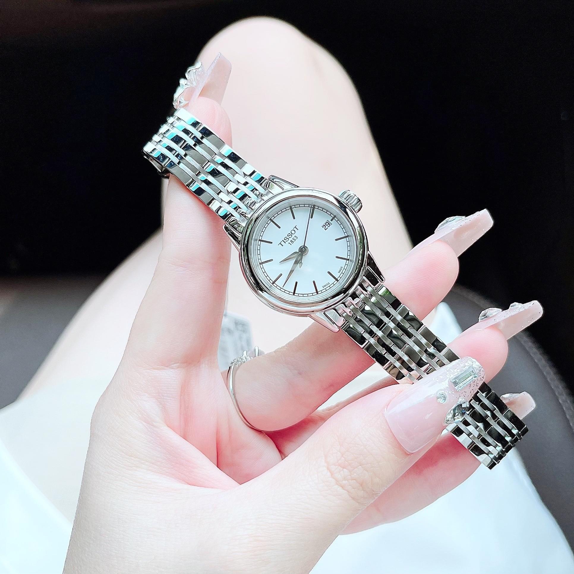 Ảnh 5 của (ĐỒNG HỒ NỮ) Tissot Quartz T085.210.11.011.00  Carson White Dials Stainless Steel Watch ( T0852101101100 ) 29mm