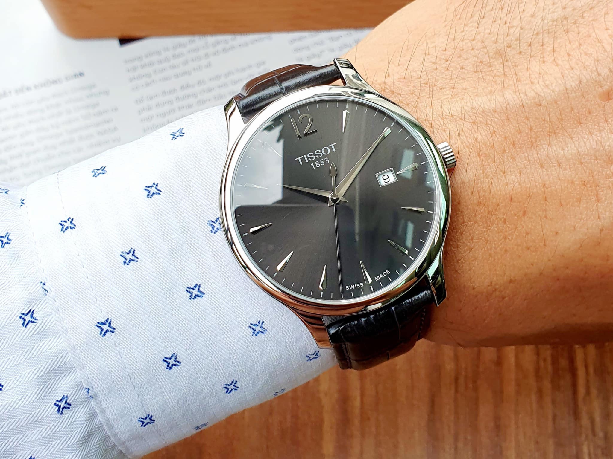 Ảnh 2 của ( ĐỒNG HỒ NAM ) Tissot Tradition Quartz T063.610.16.087.00 (  T0636101608700 )