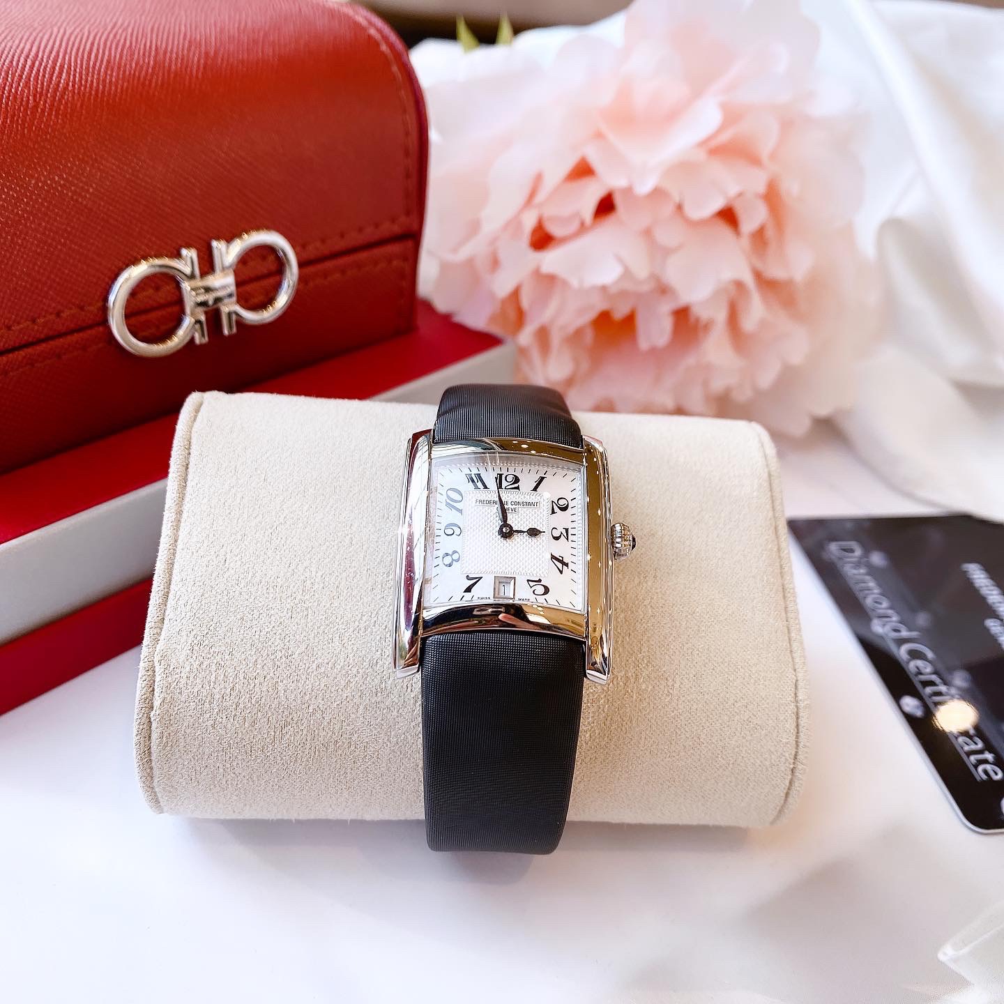 (ĐỒNG HỒ NỮ) Frederique Constant FC-220AMW2EC6 (FC220AMW2EC6) (220AMW2EC6) Silver Dial Watch 35mm