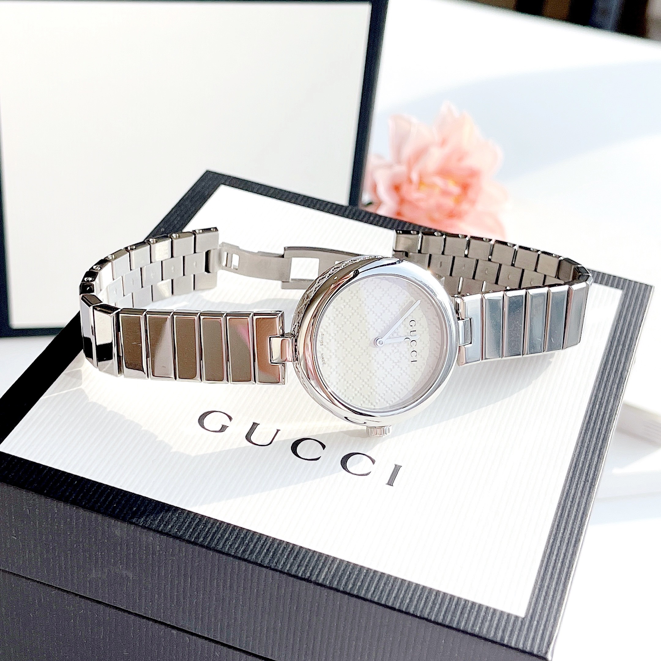 Ảnh 6 của (ĐỒNG HỒ NỮ) GUCCI DIAMANTISSIMA STAINLESS STEEL MEDIUM LADIES WATCH YA141402, 32mm