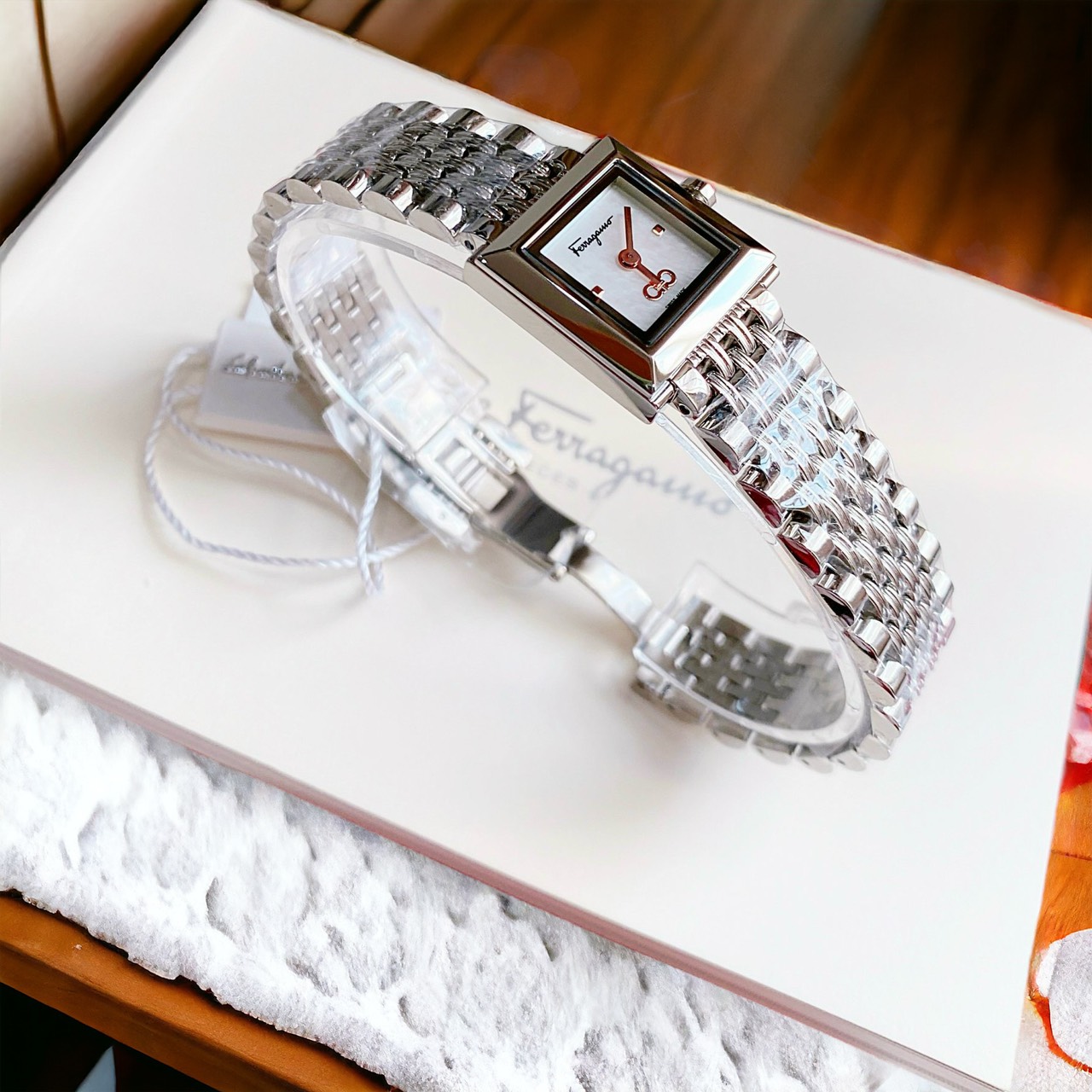 Ảnh 4 của (ĐỒNG HỒ NỮ) Salvatore Ferragamo Square Quartz White MOP Dial Ladies Watch SFYC01122 19mm