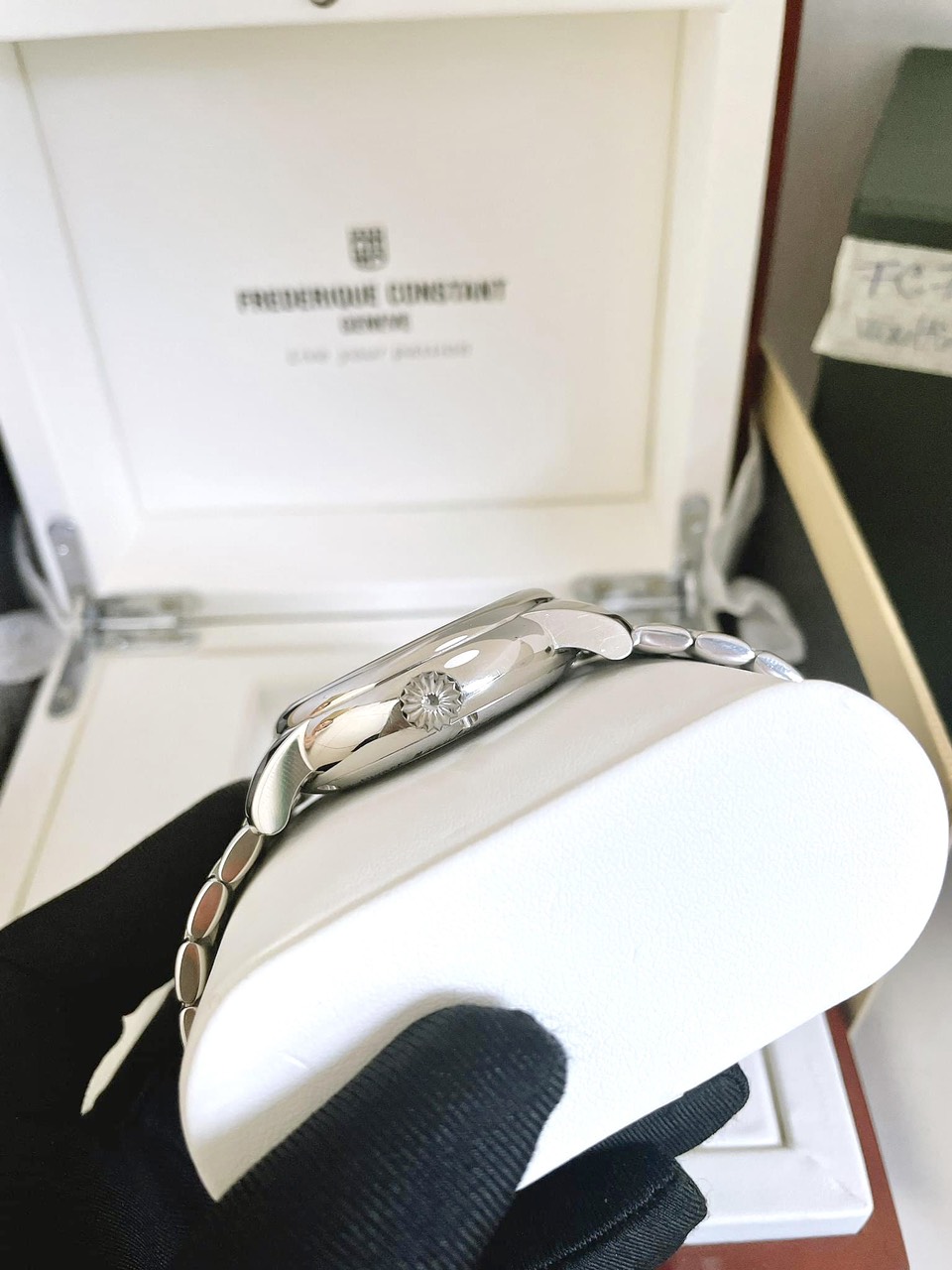 Ảnh 7 của (DEAL LƯỚT) ĐỒNG HỒ NAM Frederique Constant FC-718MC4H6B Worldtimer 42mm