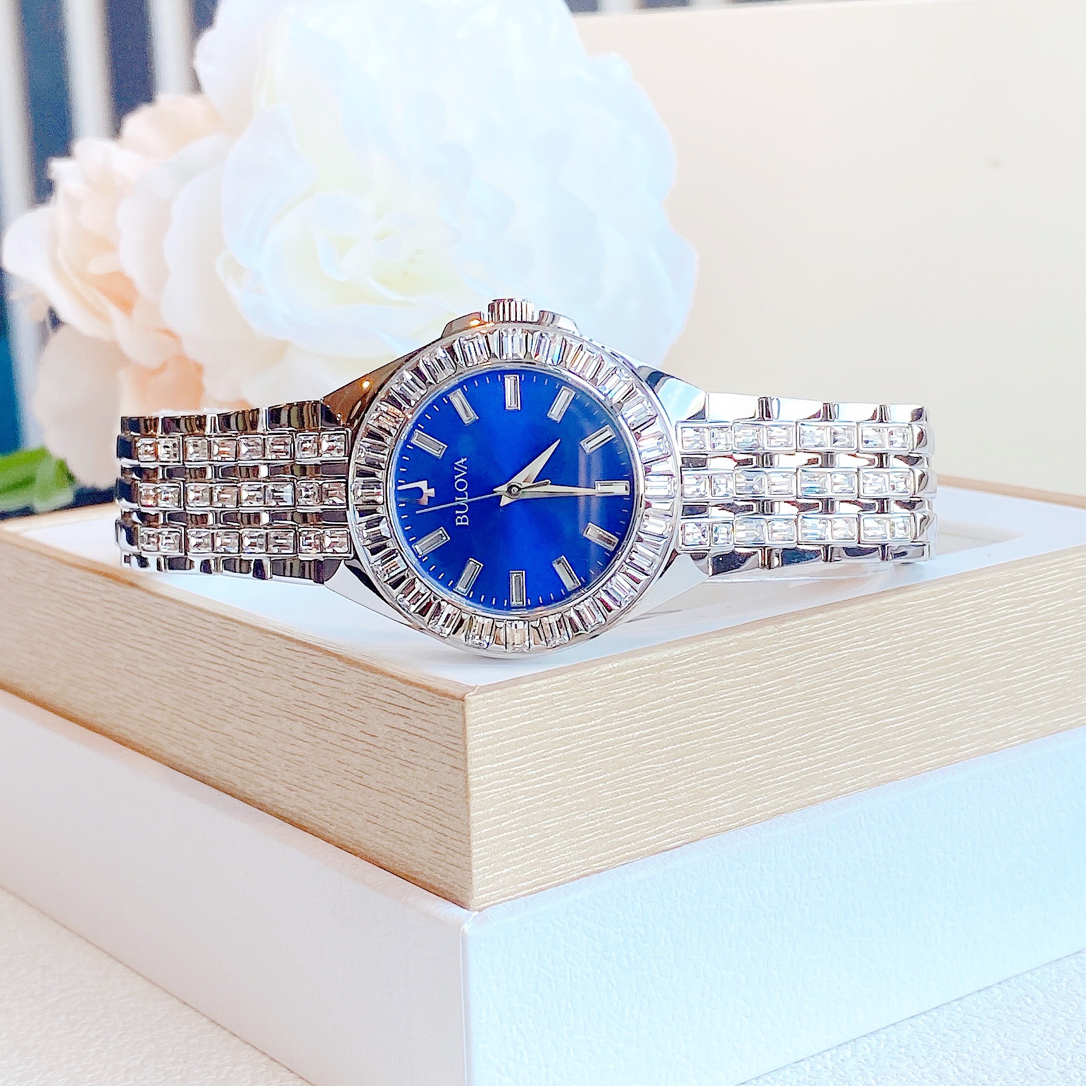 Ảnh 2 của (ĐỒNG HỒ NỮ) Bulova Swarovski Crystal 96L290 32mm