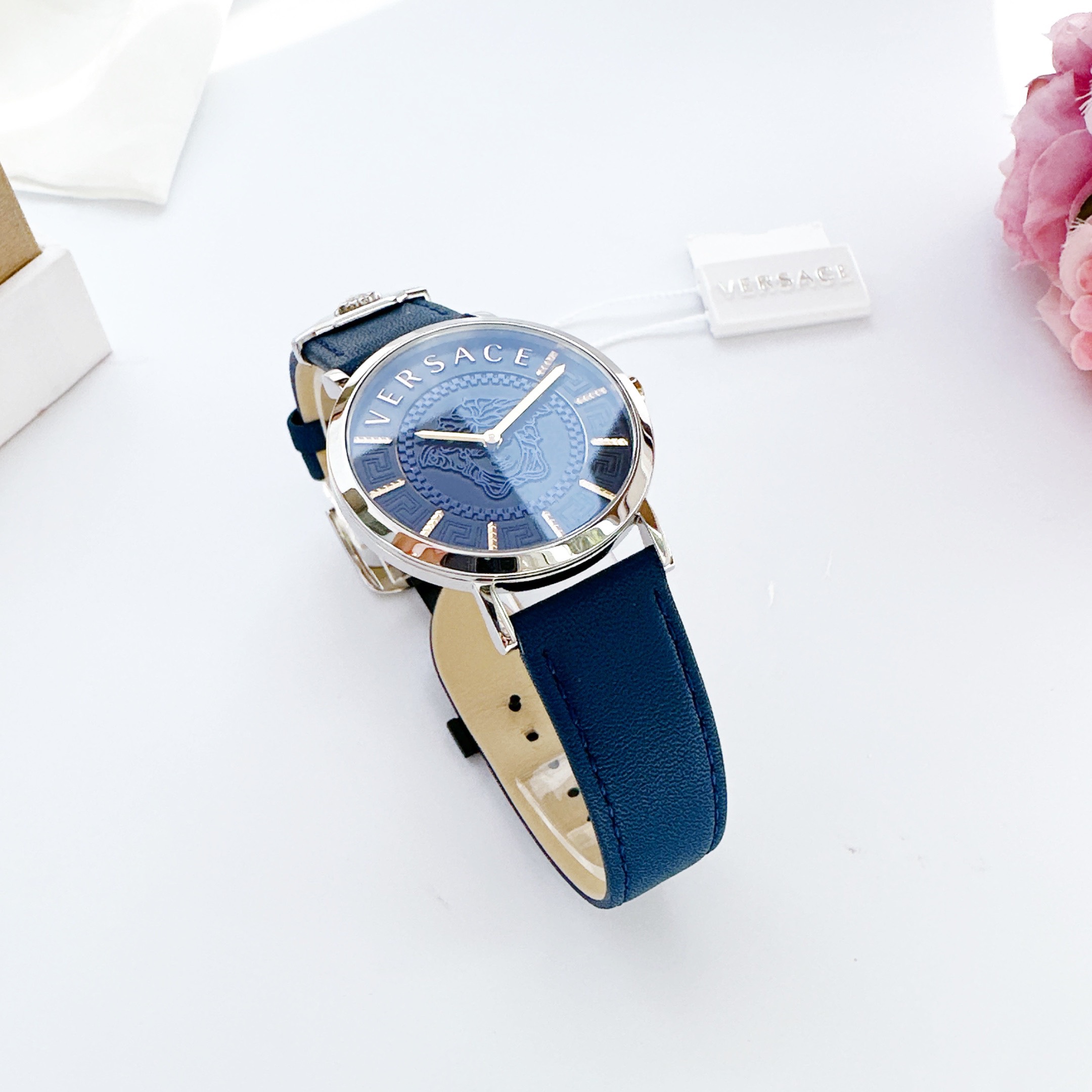 Ảnh 3 của (ĐỒNG HỒ NỮ) Versace Essential VEK400121 Womens Quartz Watch 36mm