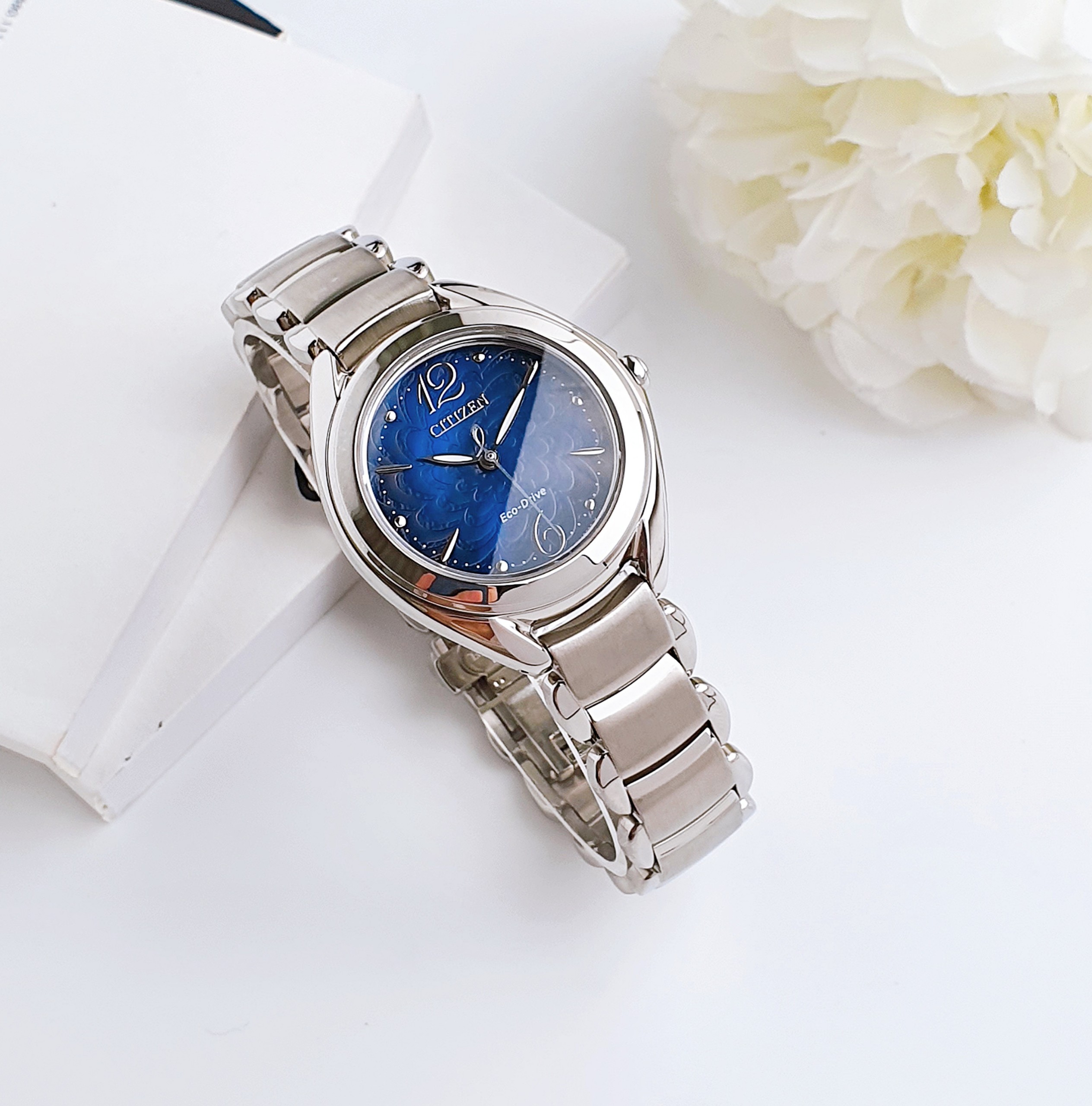 Ảnh 3 của (ĐỒNG HỒ NỮ) Citizen FE207084N L Silhouette Eco-Drive Watch 31mm