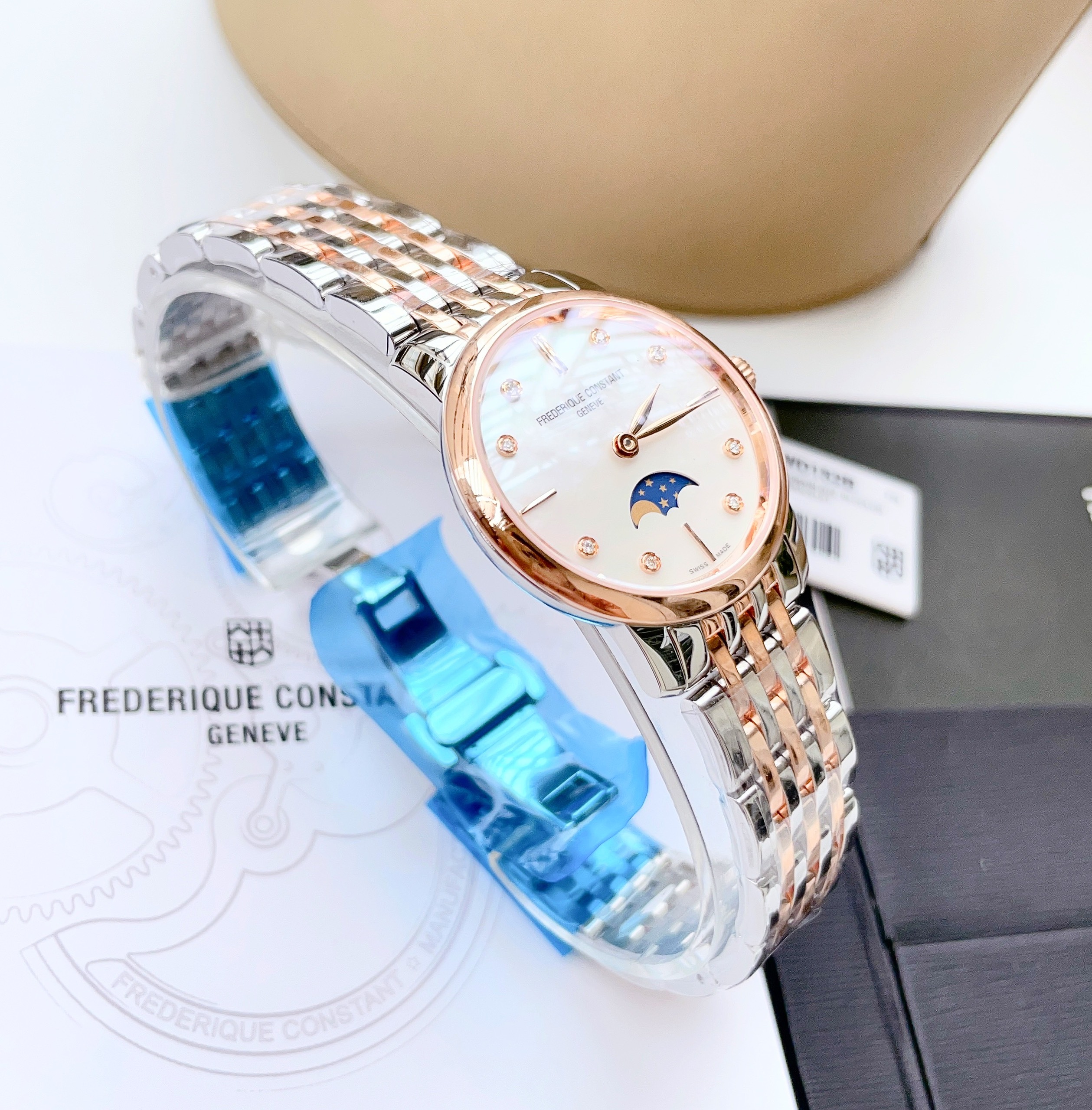 Ảnh 3 của ĐỒNG HỒ NỮ Frederique Constant Slimline Moonphase ( FC206MPWD1S2B ) ( 206MPWD1S2B )  Quartz 30mm