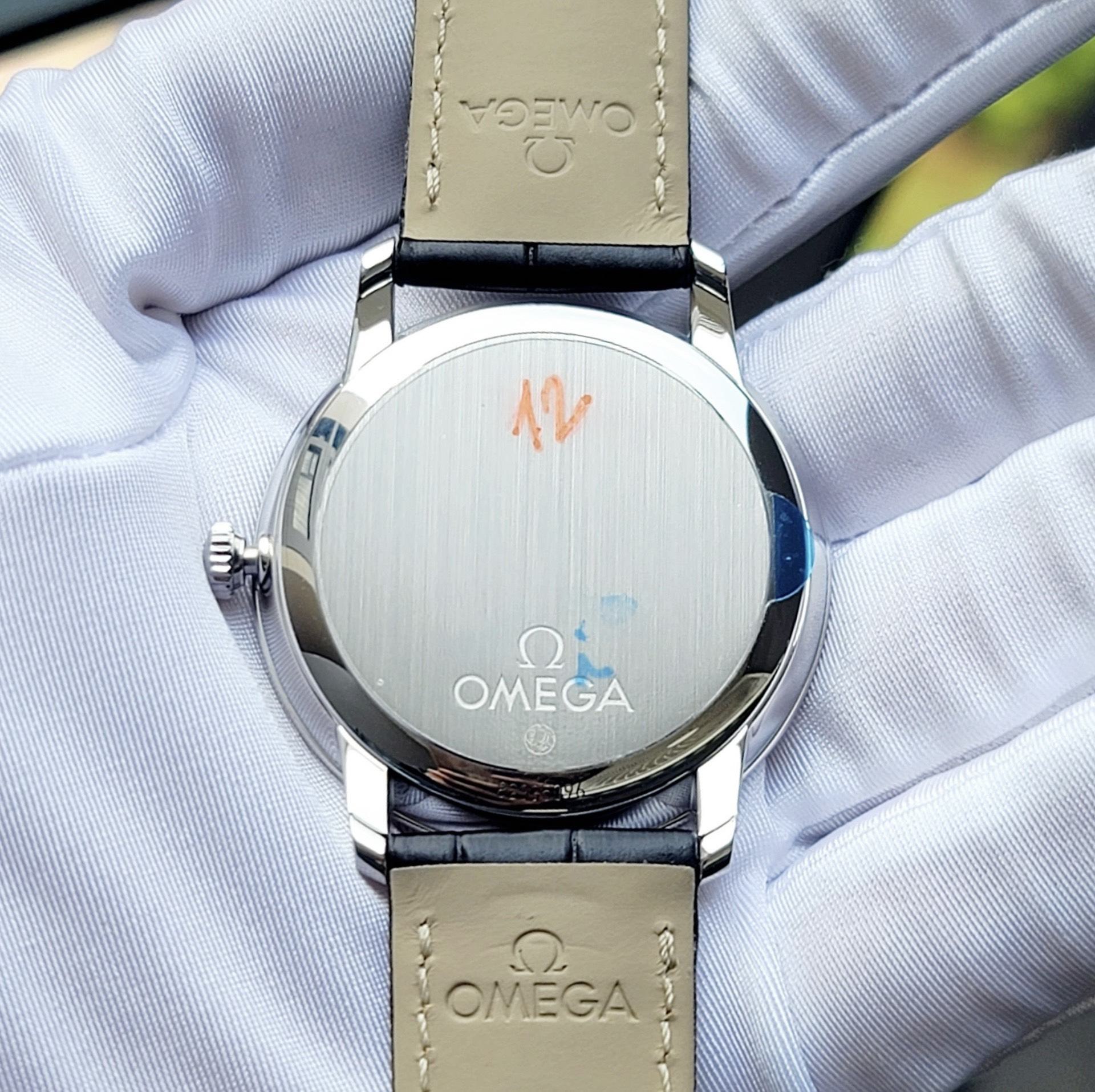Ảnh 6 của [DEAL LƯỚT] Đồng hồ nam Omega De Ville Prestige 424.13.40.20.01.001 Watch 39.5mm