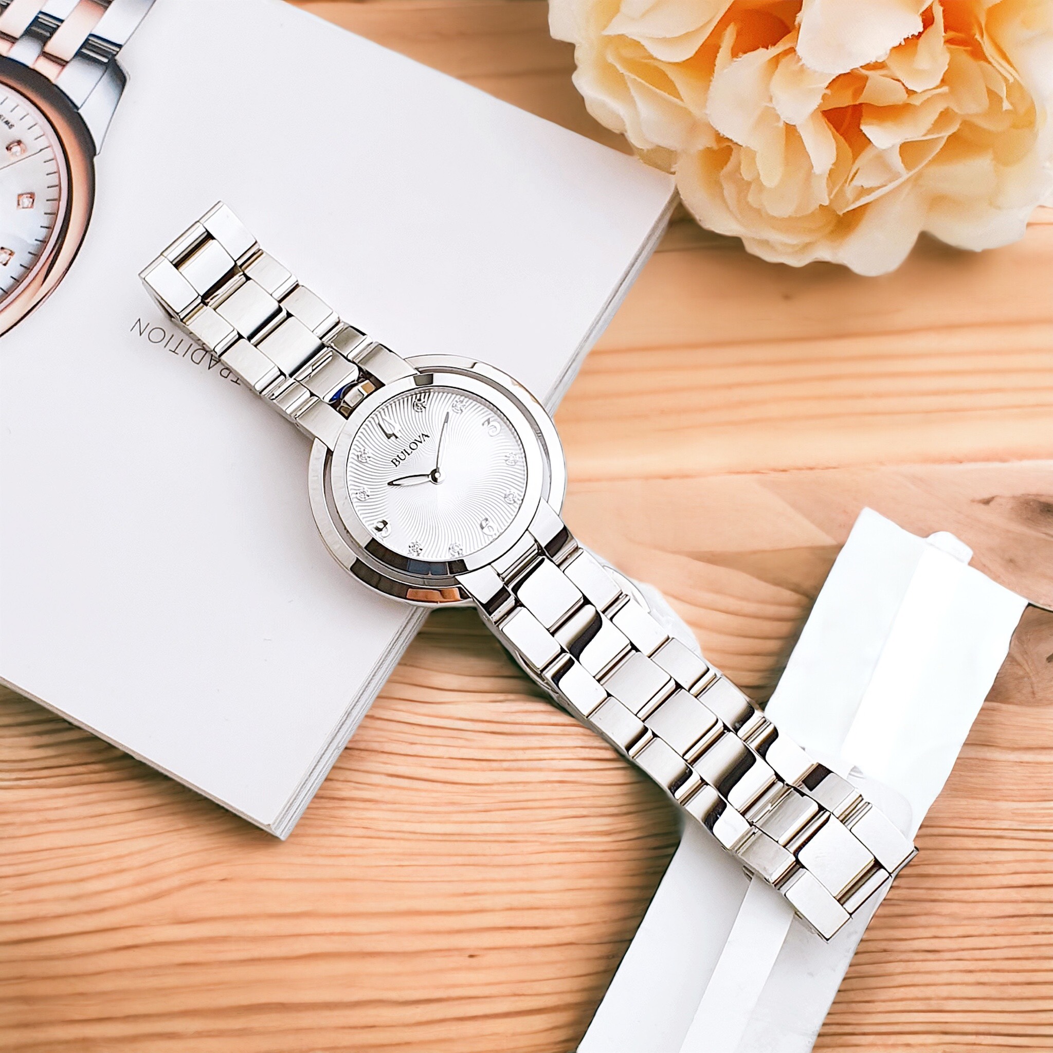 Ảnh 3 của (ĐỒNG HỒ NỮ) Bulova Quartz 96P184 Rubaiyat Diamond-Accent Watch 35mm