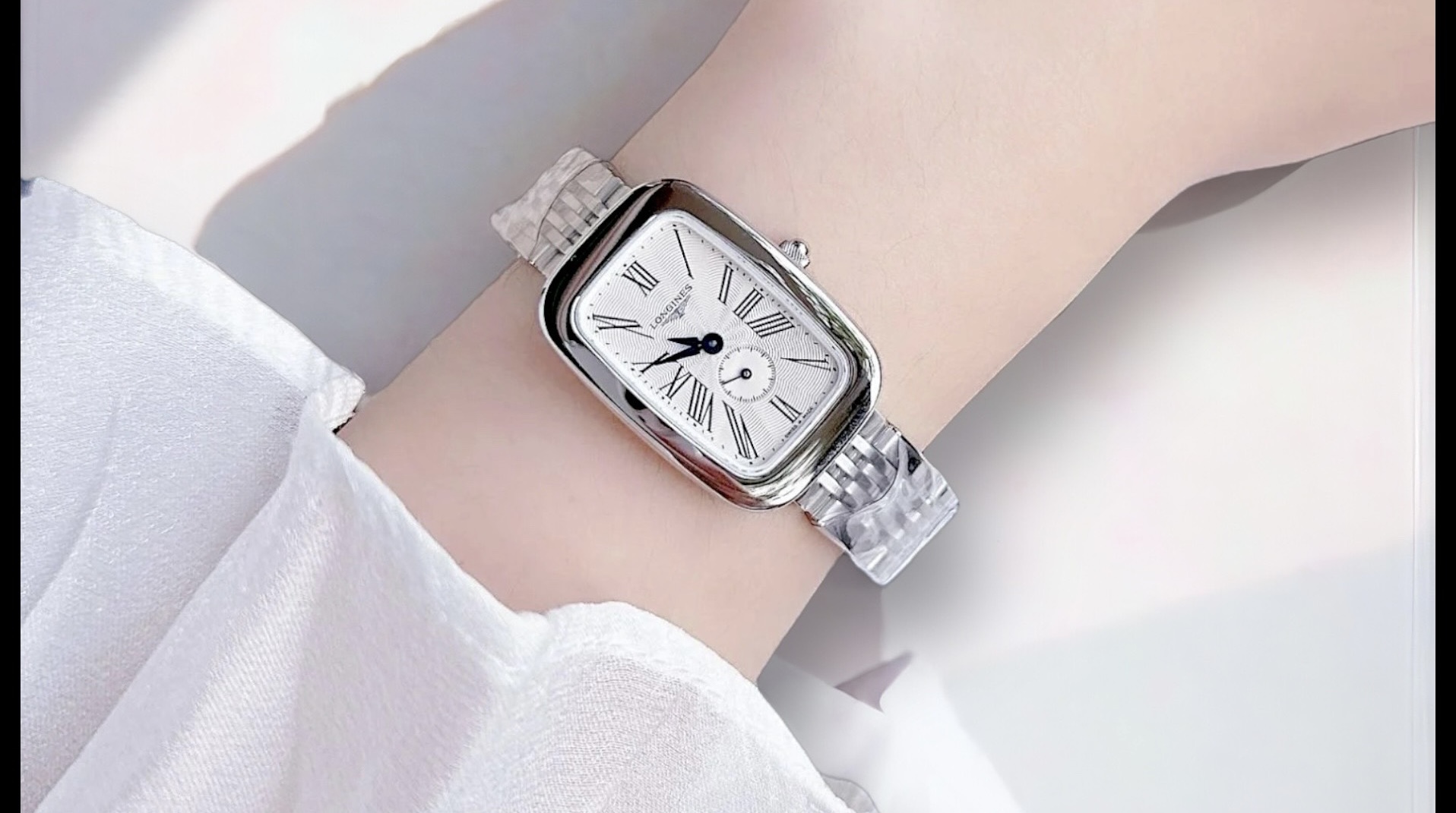 Ảnh 2 của (ĐỒNG HỒ NỮ) (NEW) Longines Equestrian Collection Quartz L6.141.4.87.6 ( L61414876 )