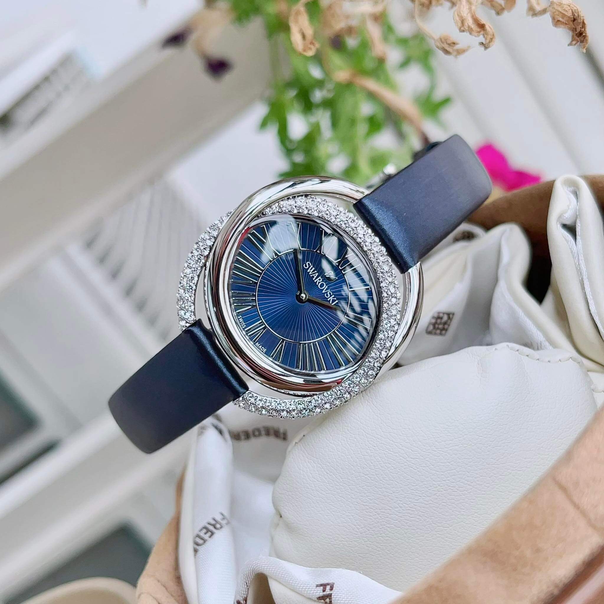 (ĐỒNG HỒ NỮ) SWAROVSKI 5484376 DUO WATCH 33mm x 28mm