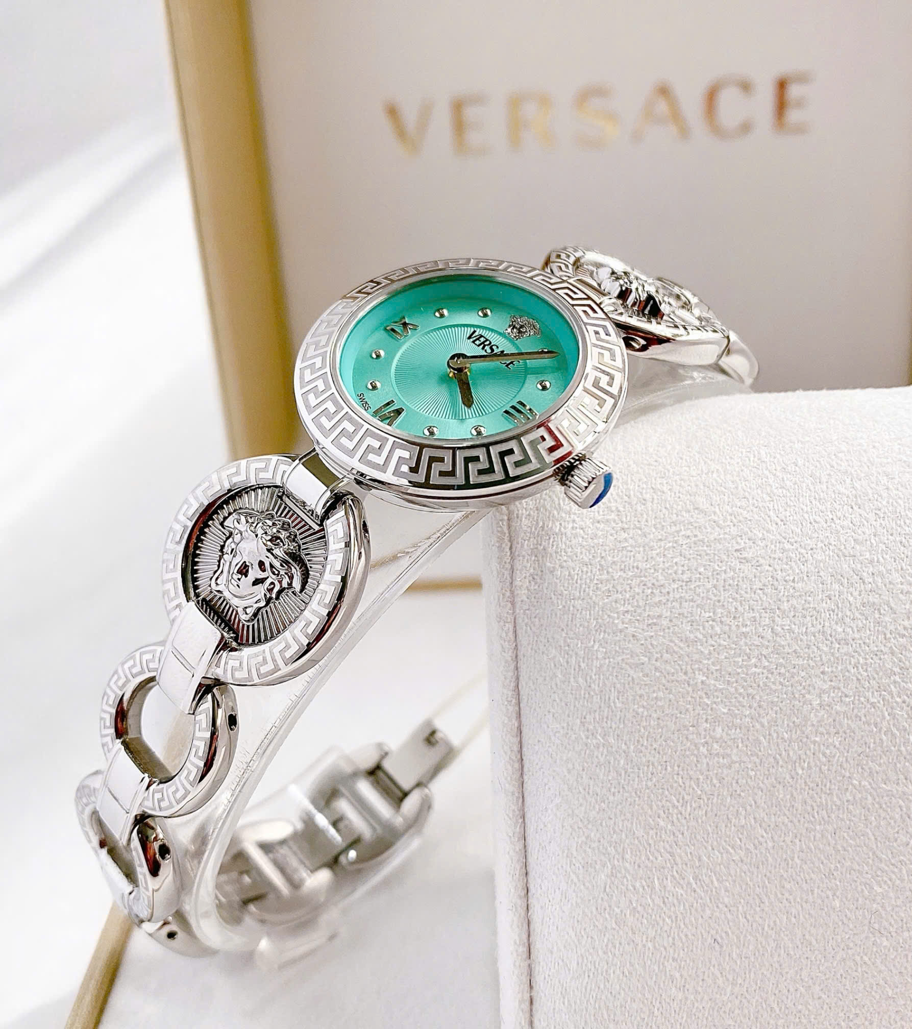 Ảnh 3 của (ĐỒNG HỒ NỮ ) Versace Greca Jewel Turquoise Watch 28mm VEWCA0324