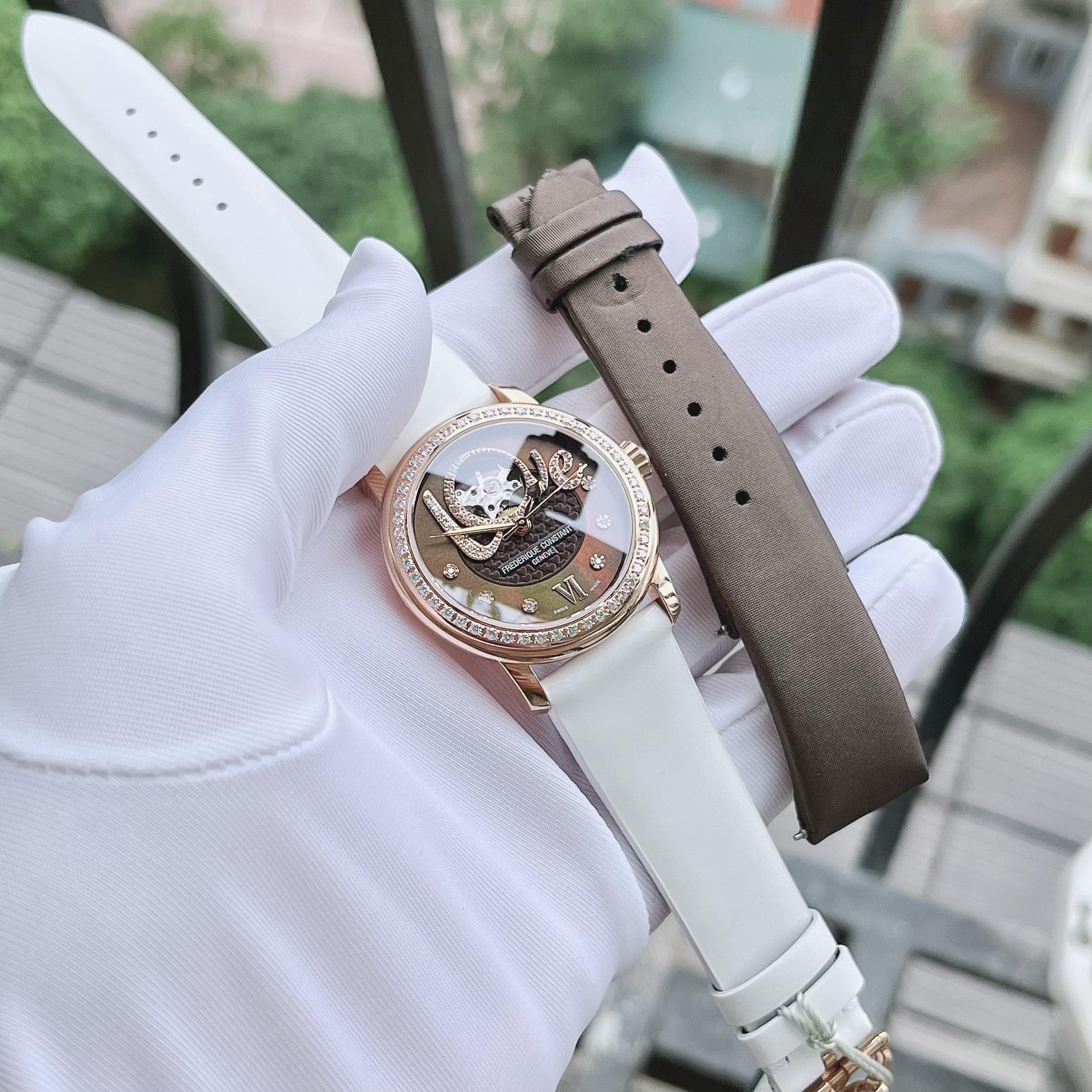 (ĐỒNG HỒ NỮ) Frederique Constant Heart Beat Automatic Diamond Brown Dial Brown Satin FC-310CLHB2PD4 ( FC310CLHB2PD4 ) ( 310CLHB2PD4 )