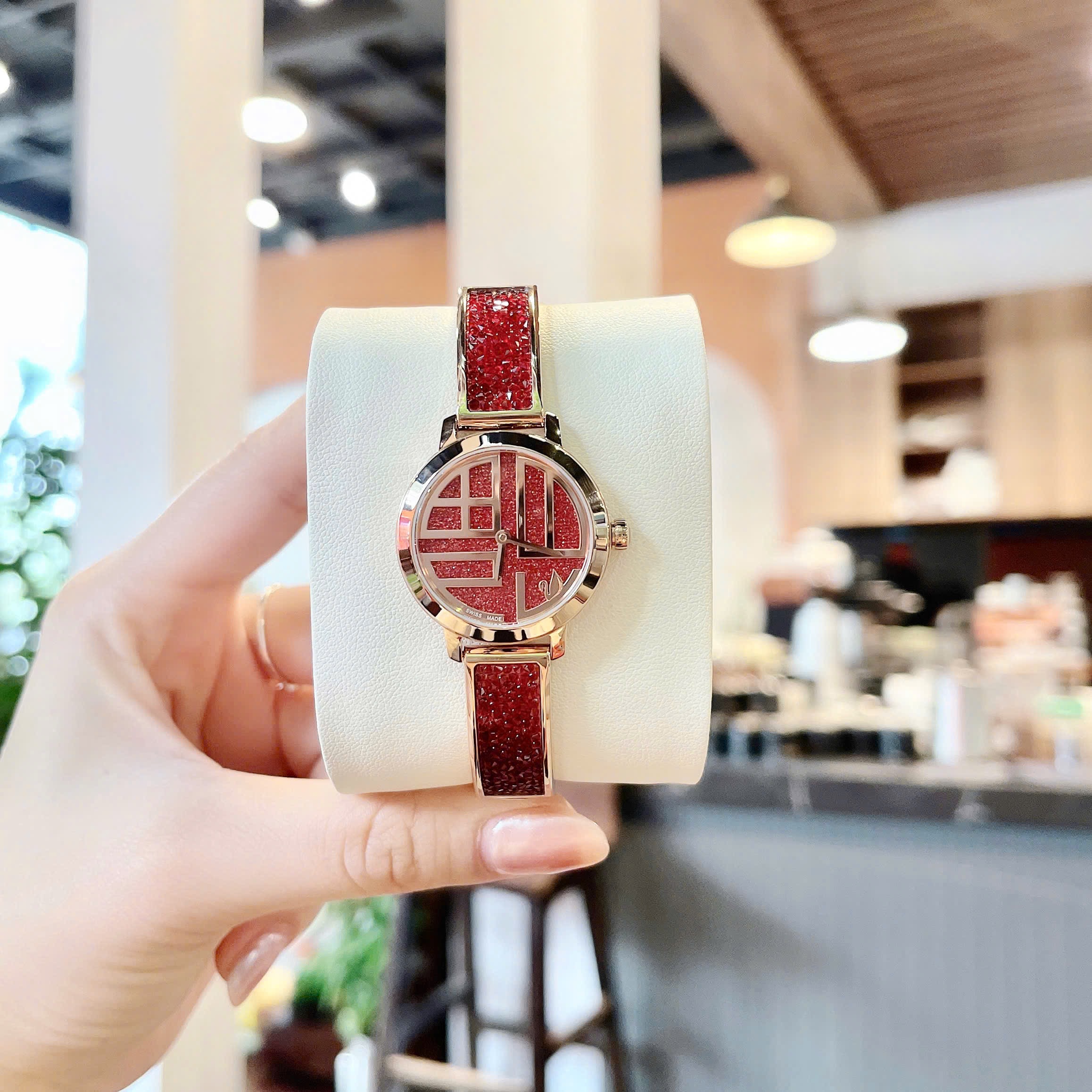 (ĐỒNG HỒ NỮ) Swarovski Quartz 5538456 Cosmic Rock