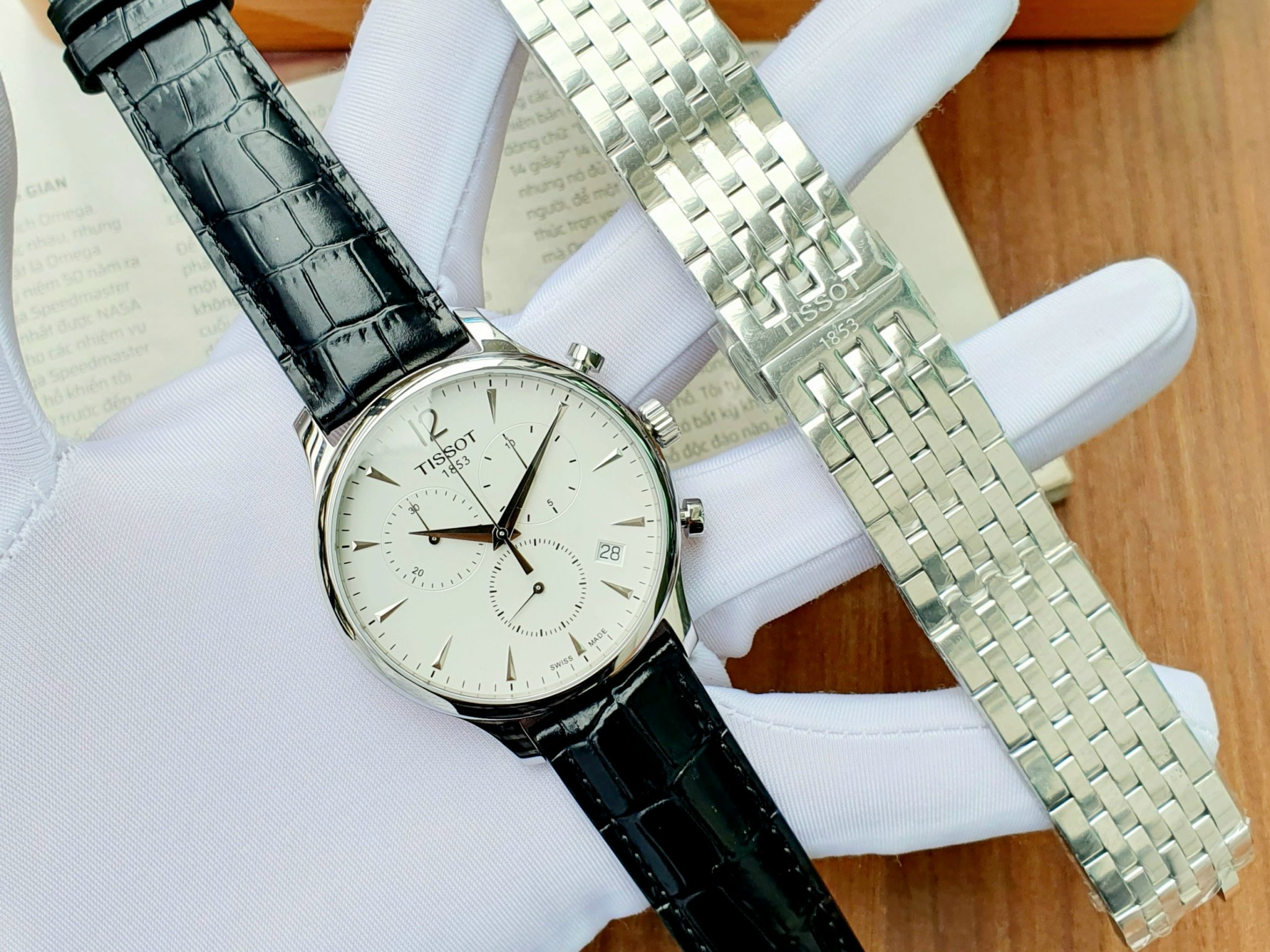 (ĐỒNG HỒ NAM) Tissot Quartz Chronograph T063.617.11.037.00 (T0636171103700) 42mm