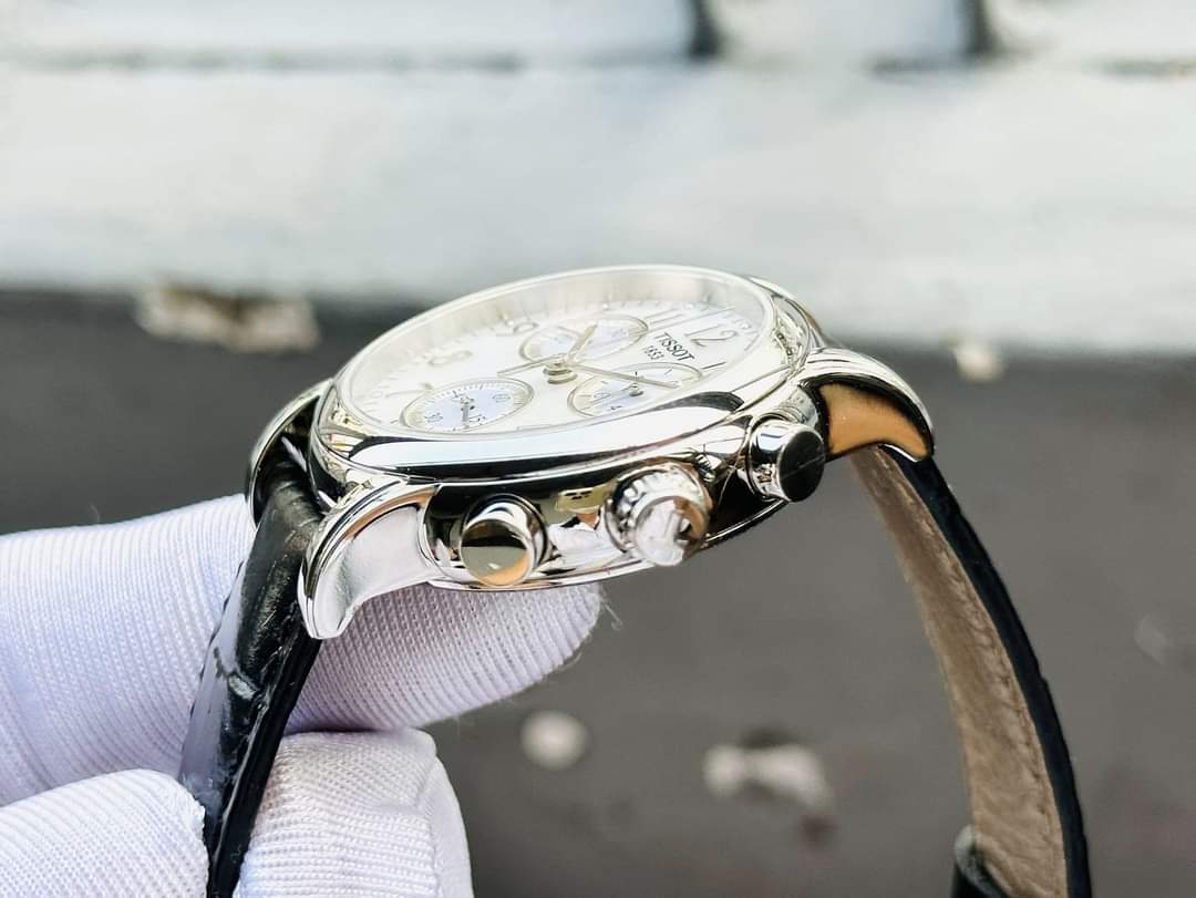 Ảnh 4 của (ĐỒNG HỒ NỮ) Đồng hồ thể thao TISSOT DRESSPORT T050.217.16.112.00 (T0502171611200) 35mm