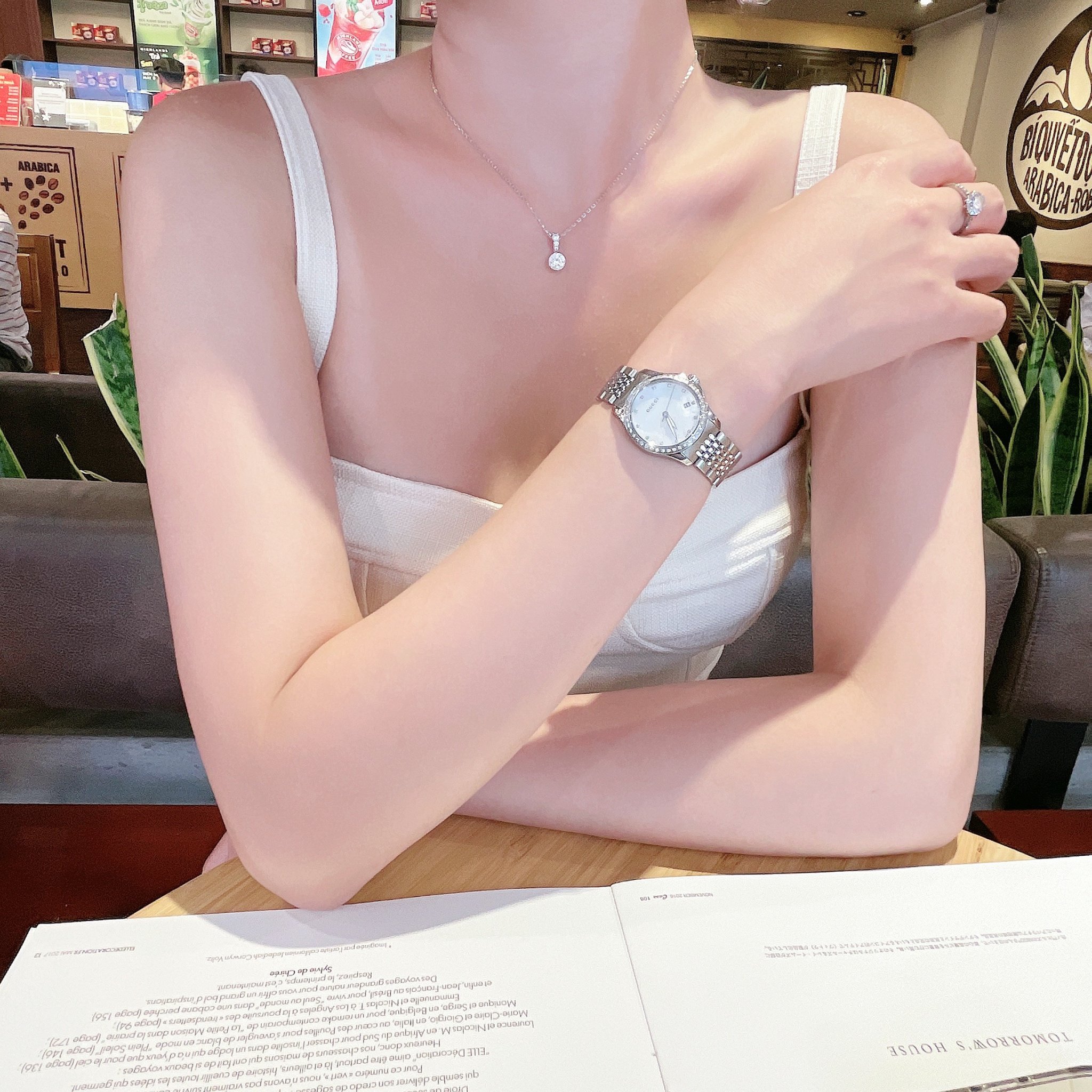 Ảnh 4 của (ĐỒNG HỒ NỮ) Gucci Women's YA126508 G-Timeless Diamond Stainless Steel Watch