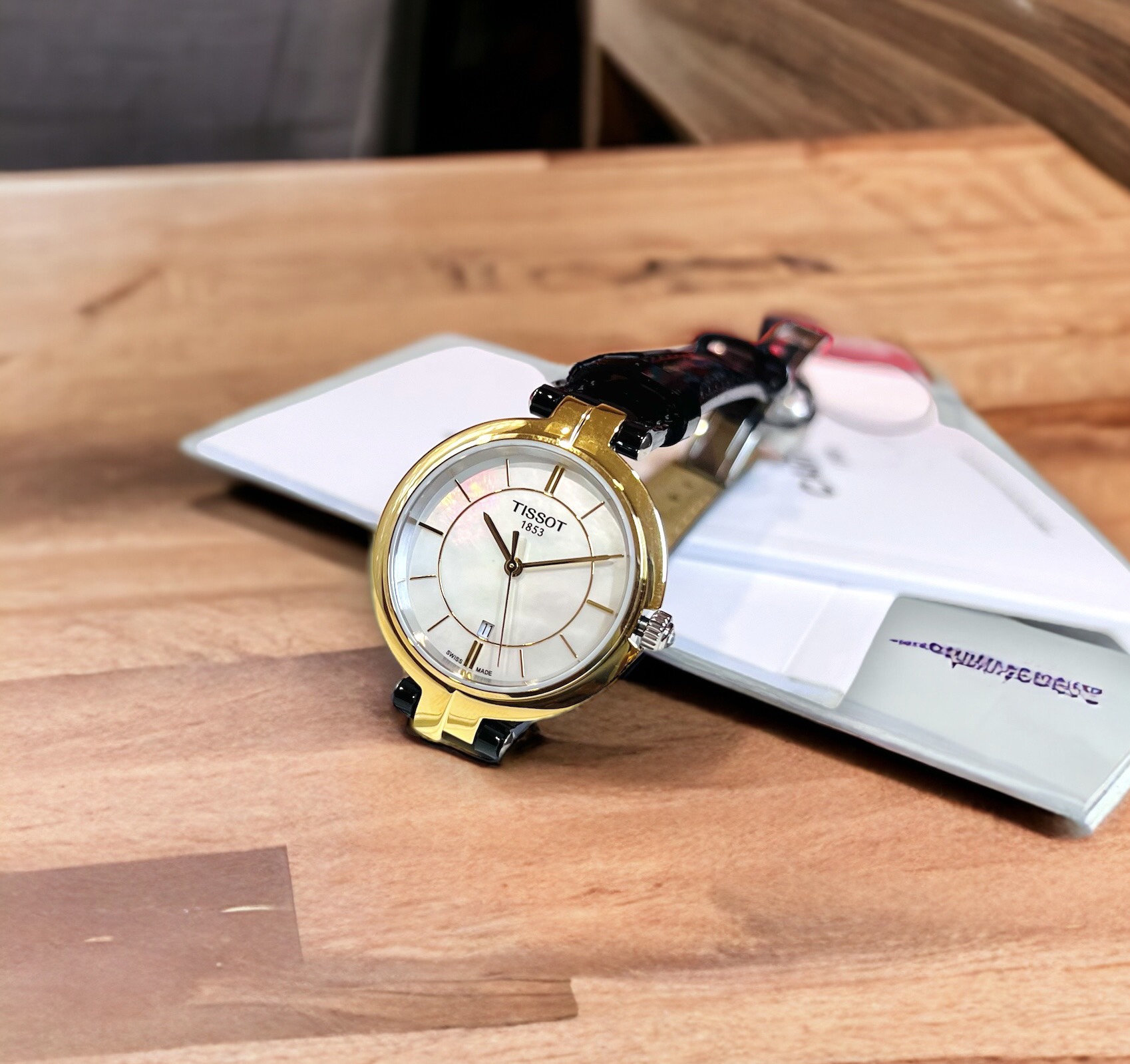 Ảnh 5 của (ĐỒNG HỒ NỮ) Tissot Flamingo T094.210.26.111.00 (T0942102611100) Watch 26mm