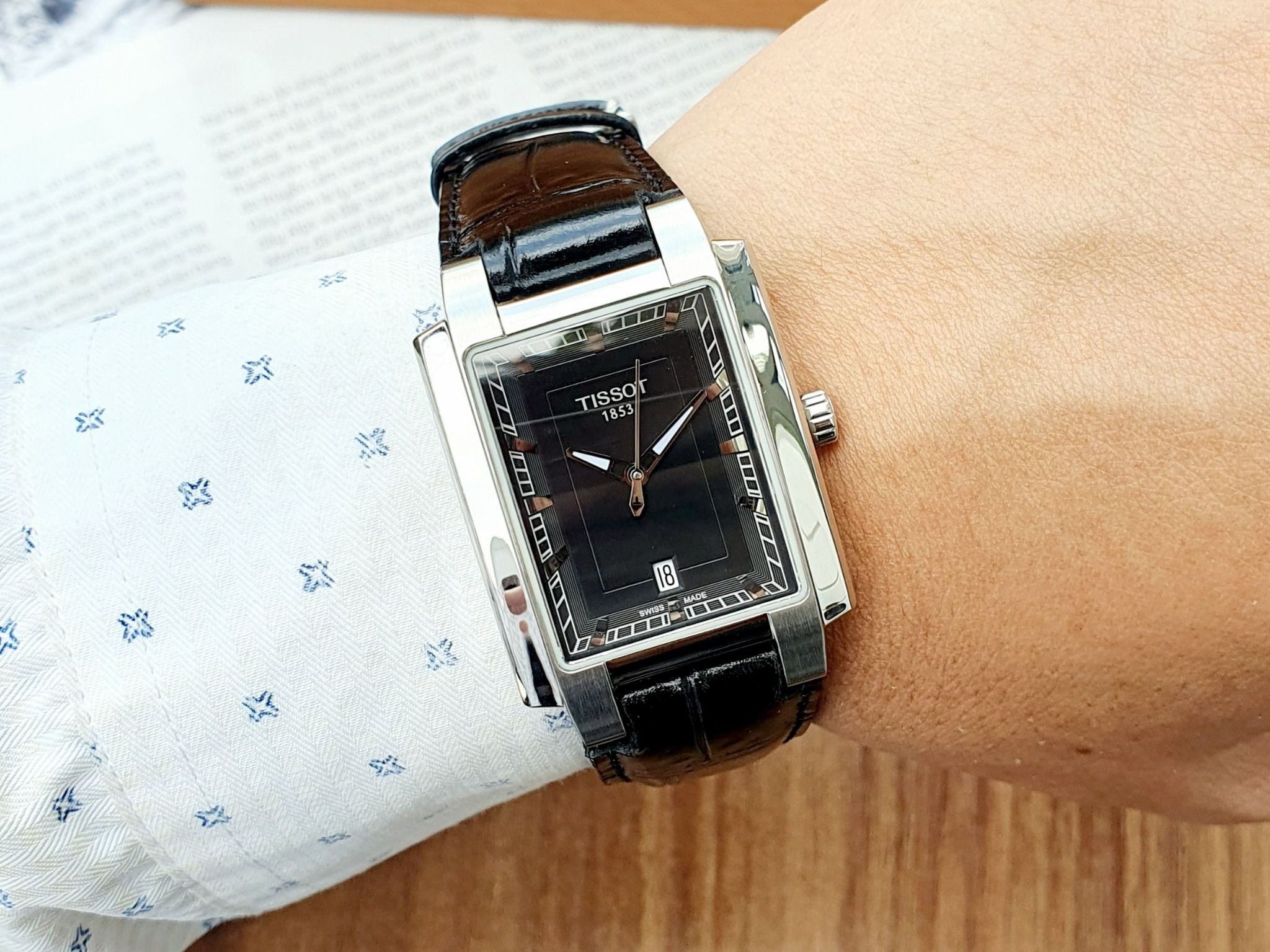 Ảnh 2 của ( ĐỒNG HỒ NAM ) Tissot T-Trend T061.510.16.051.00 TXL Watch 31mm x 35mm