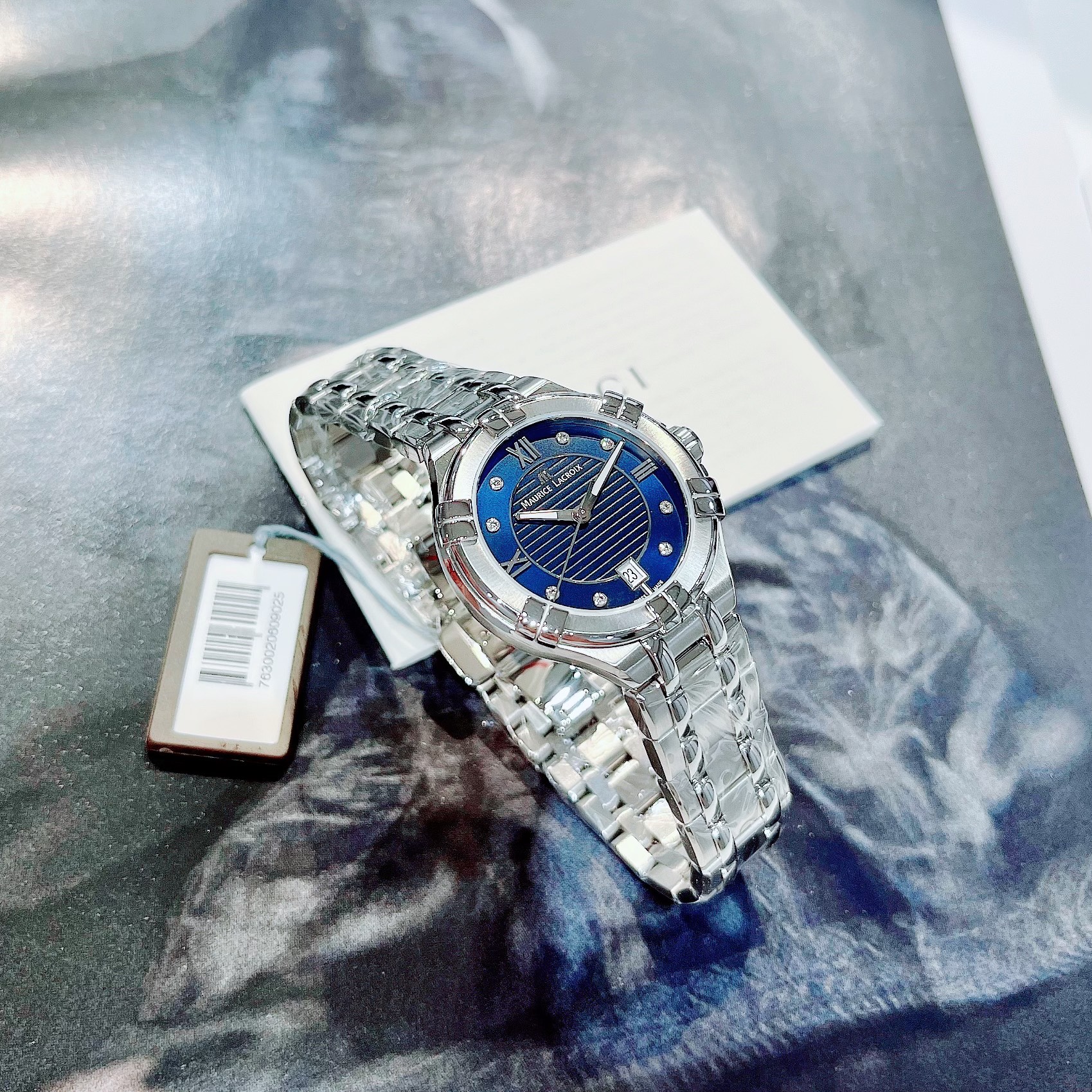 ĐỒNG HỒ NỮ Maurice Lacroix AI6006-SS002-450-1 Aikon Automatic Blue Dial Diamond Indexes Ladies Watch