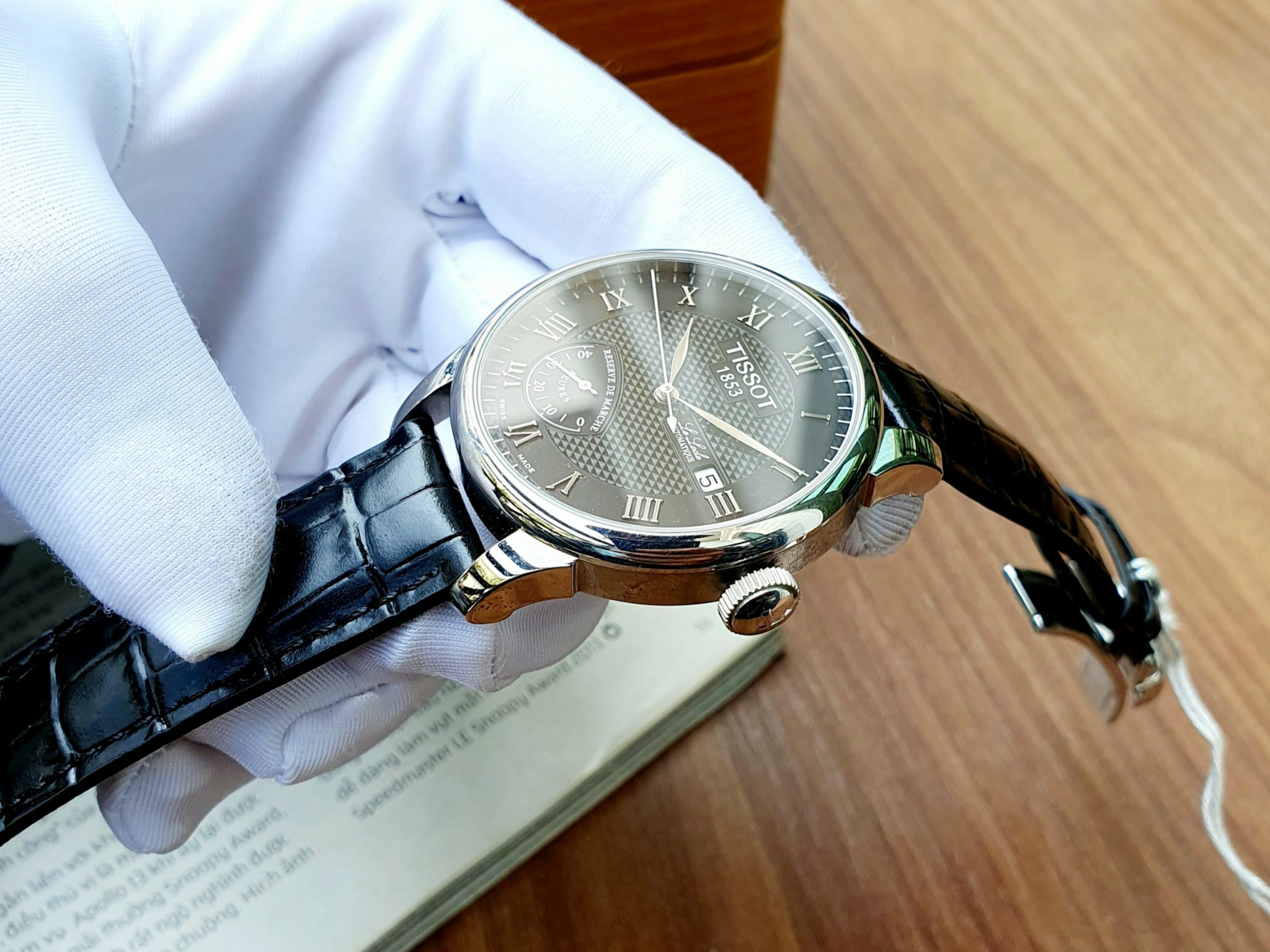 Ảnh 6 của (ĐỒNG HỒ NAM) Tissot Le Locle Automatic Power Reserve T006.424.16.053.00 (T0064241605300) 39mm