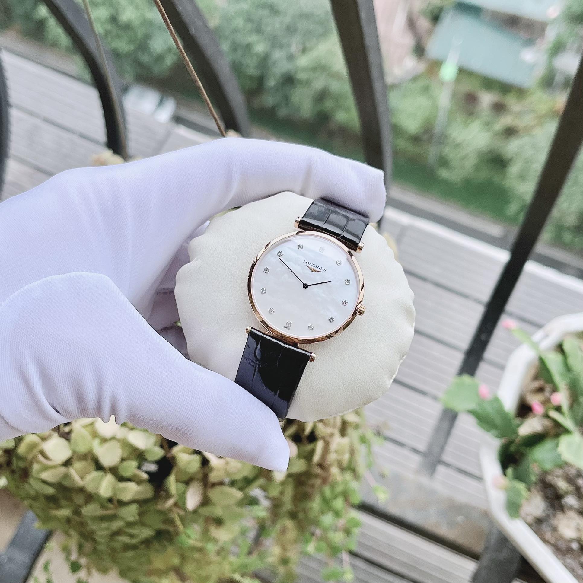 (ĐỒNG HỒ NỮ) LONGINES LA GRANDE CLASSIQUE L4.709.1.88.2 (L47091882) 33mm