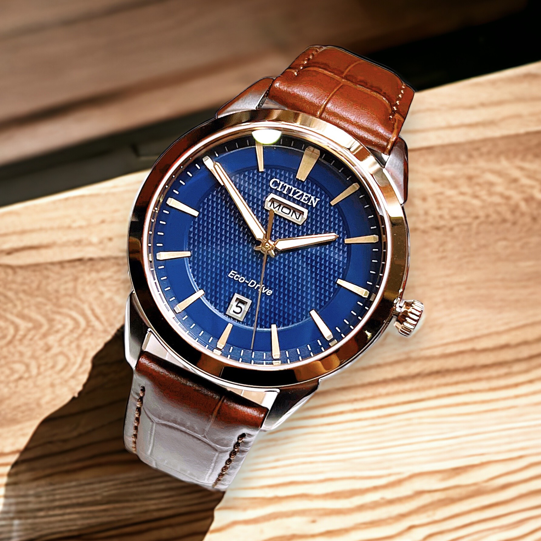 Ảnh 2 của (ĐỒNG HỒ NAM) Citizen Eco-Drive Rolan Navy AW0096-06L 40mm