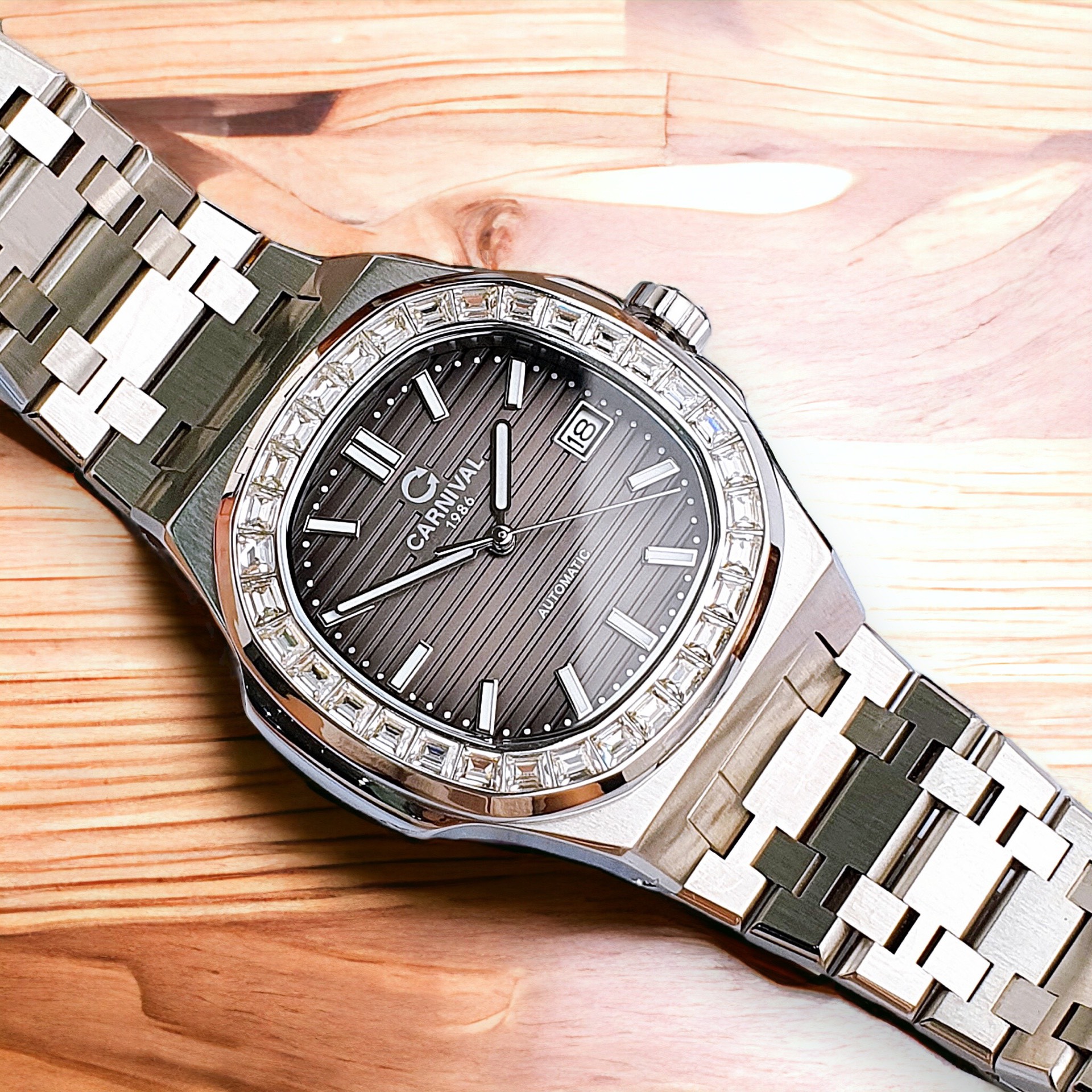 Ảnh 3 của (ĐỒNG HỒ NAM) (New) Carnival Nautilus 8108G-VT-N 40mm