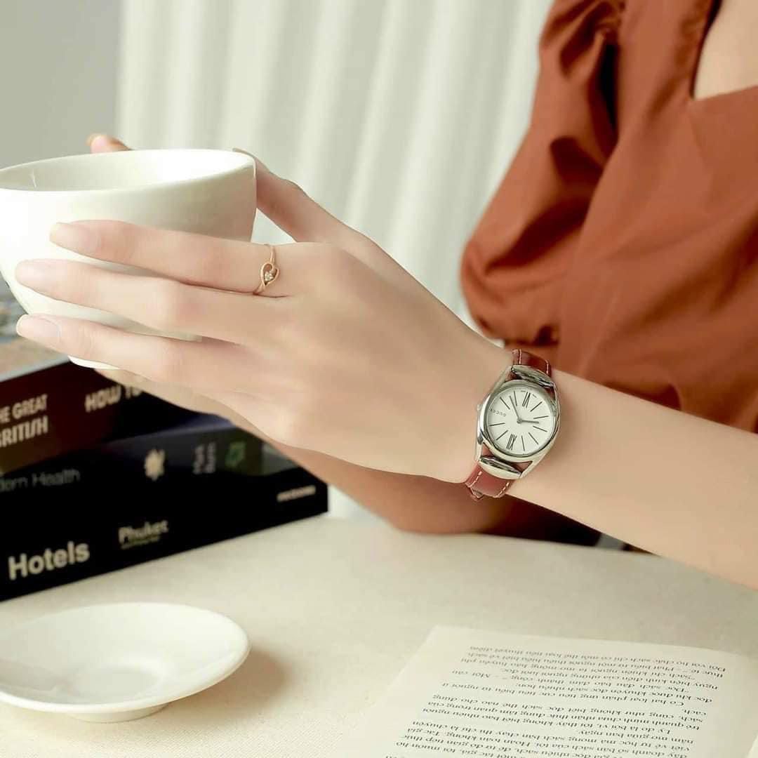 Ảnh 3 của (ĐỒNG HỒ NỮ) GUCCI HORSEBIT NEW SMALL WHITE DIAL BROWN YA140502