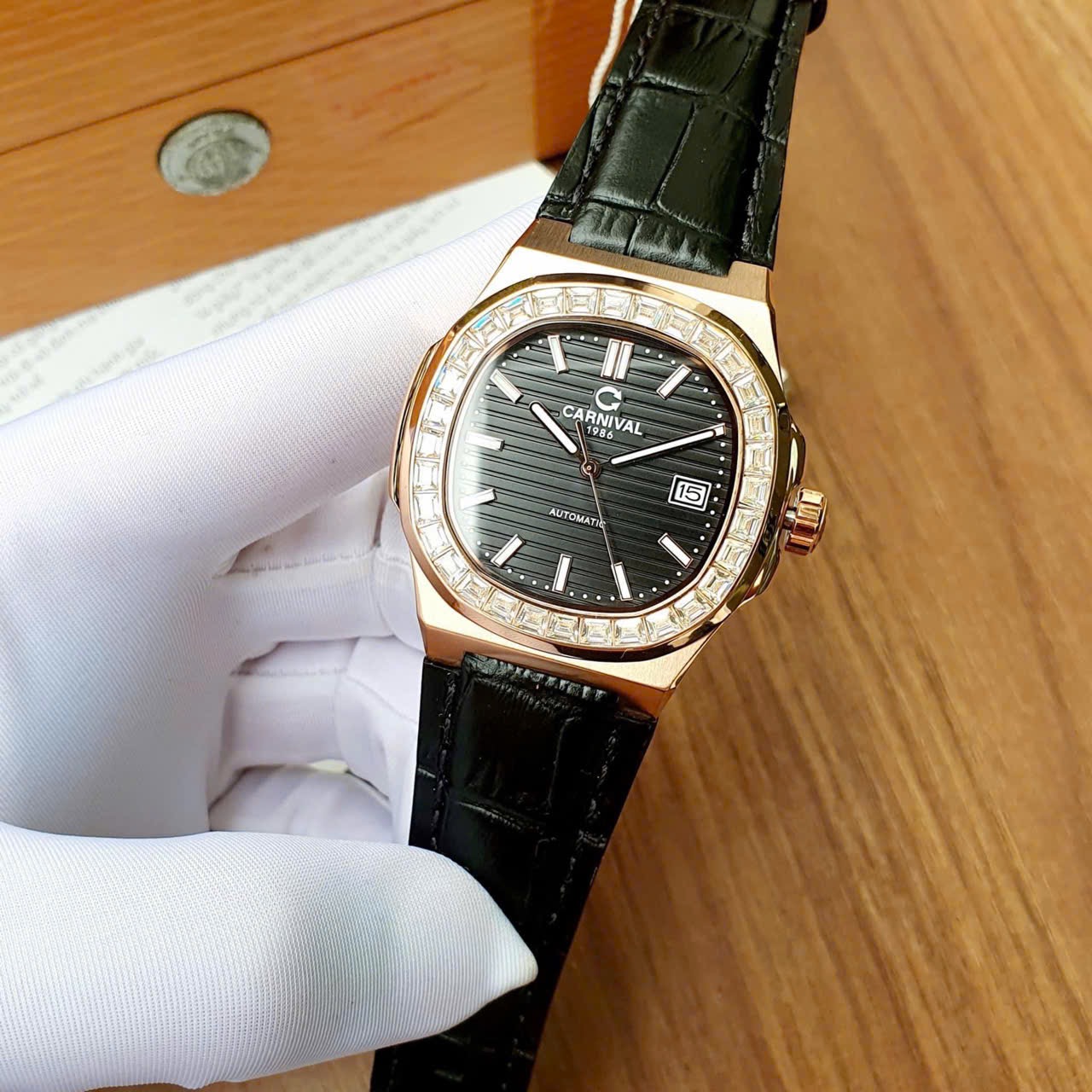 Ảnh 6 của (ĐỒNG HỒ NAM)  Carnival Nautilus 8108G 8108G-VH-DD-D