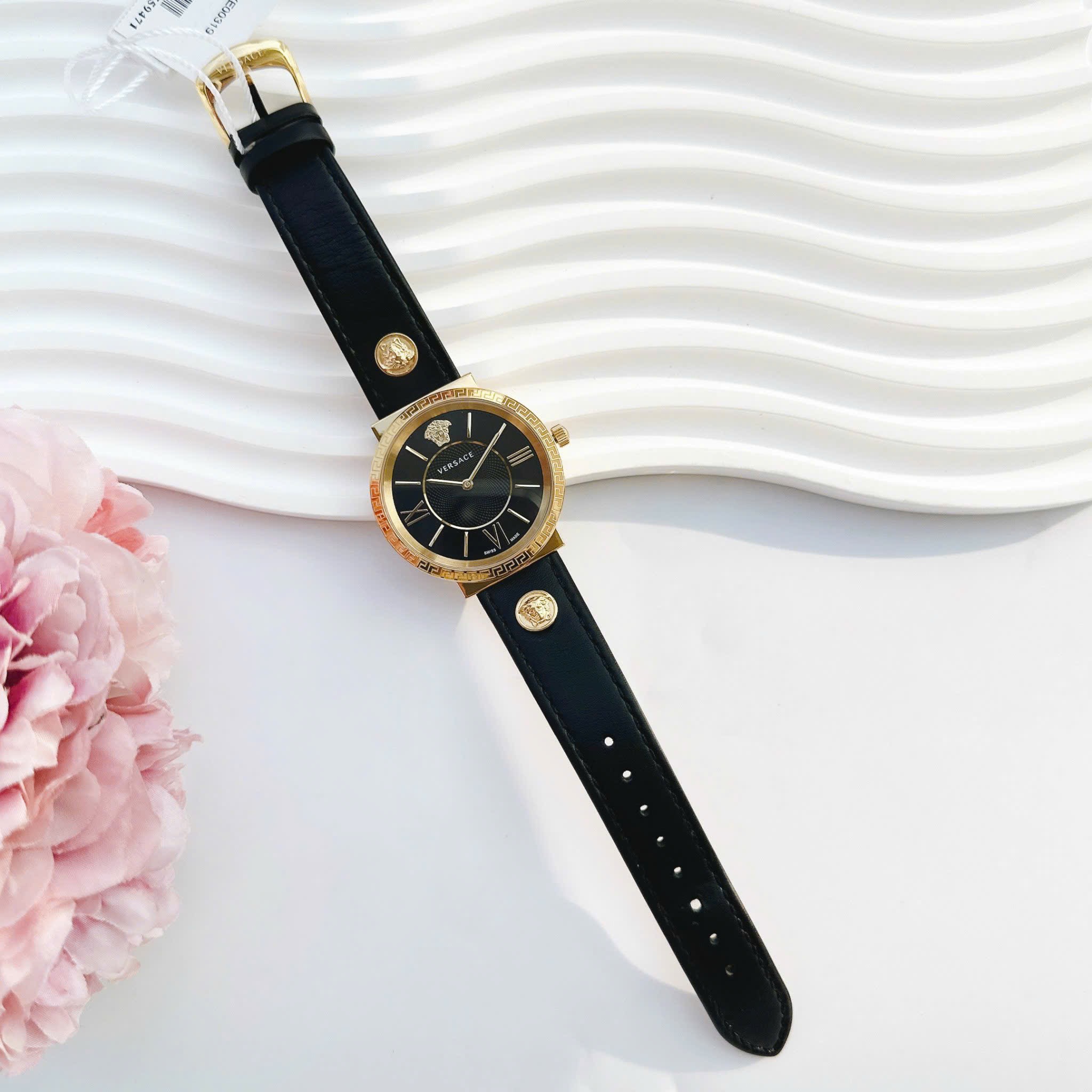 Ảnh 2 của ĐỒNG HỒ NỮ Versace Tribute VEVF00420 36mm