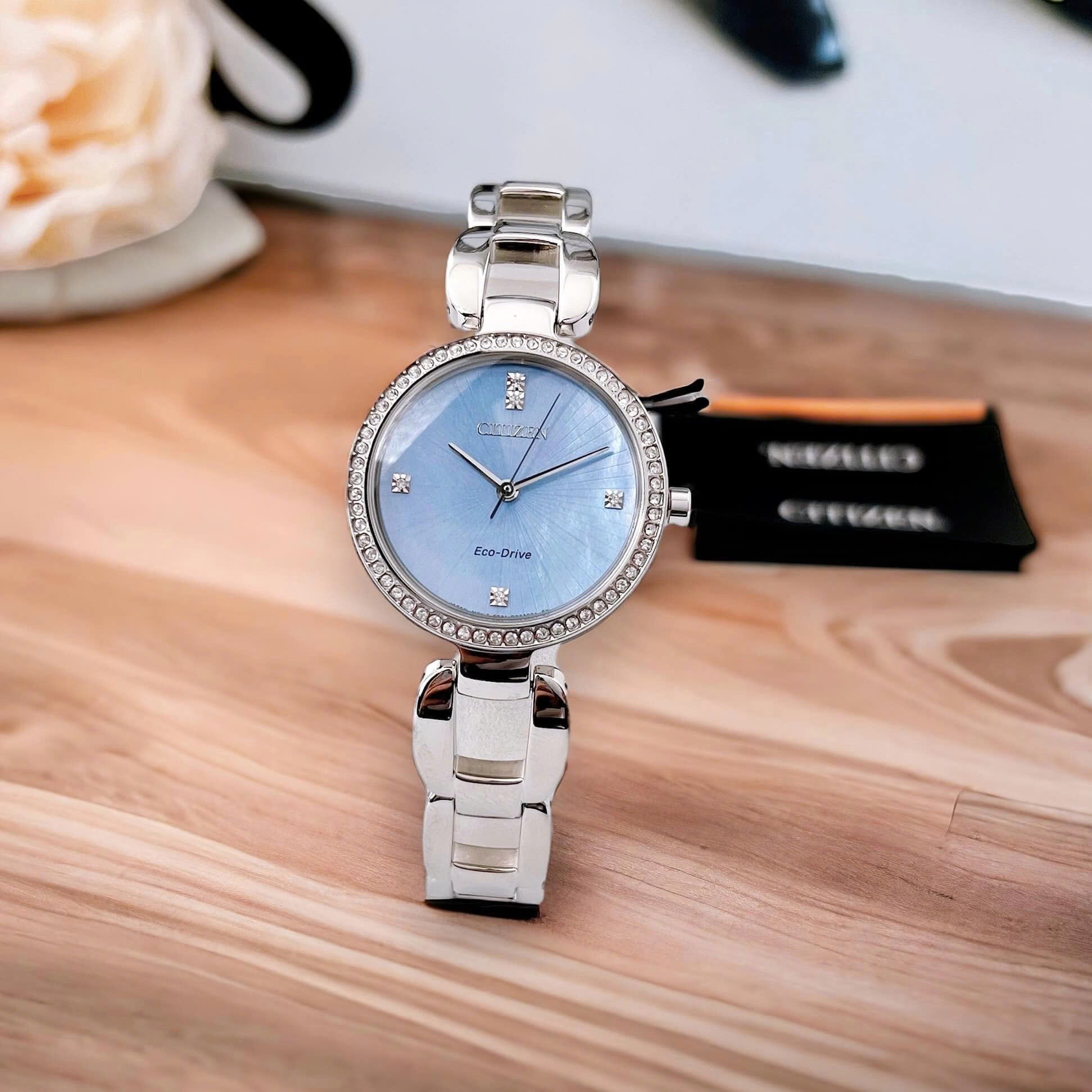 (ĐỒNG HỒ NỮ) Citizen Eco-Drive EM1030-53N Crystal Stainless Steel Blue MP Dial ( EM103053N ) 33mm