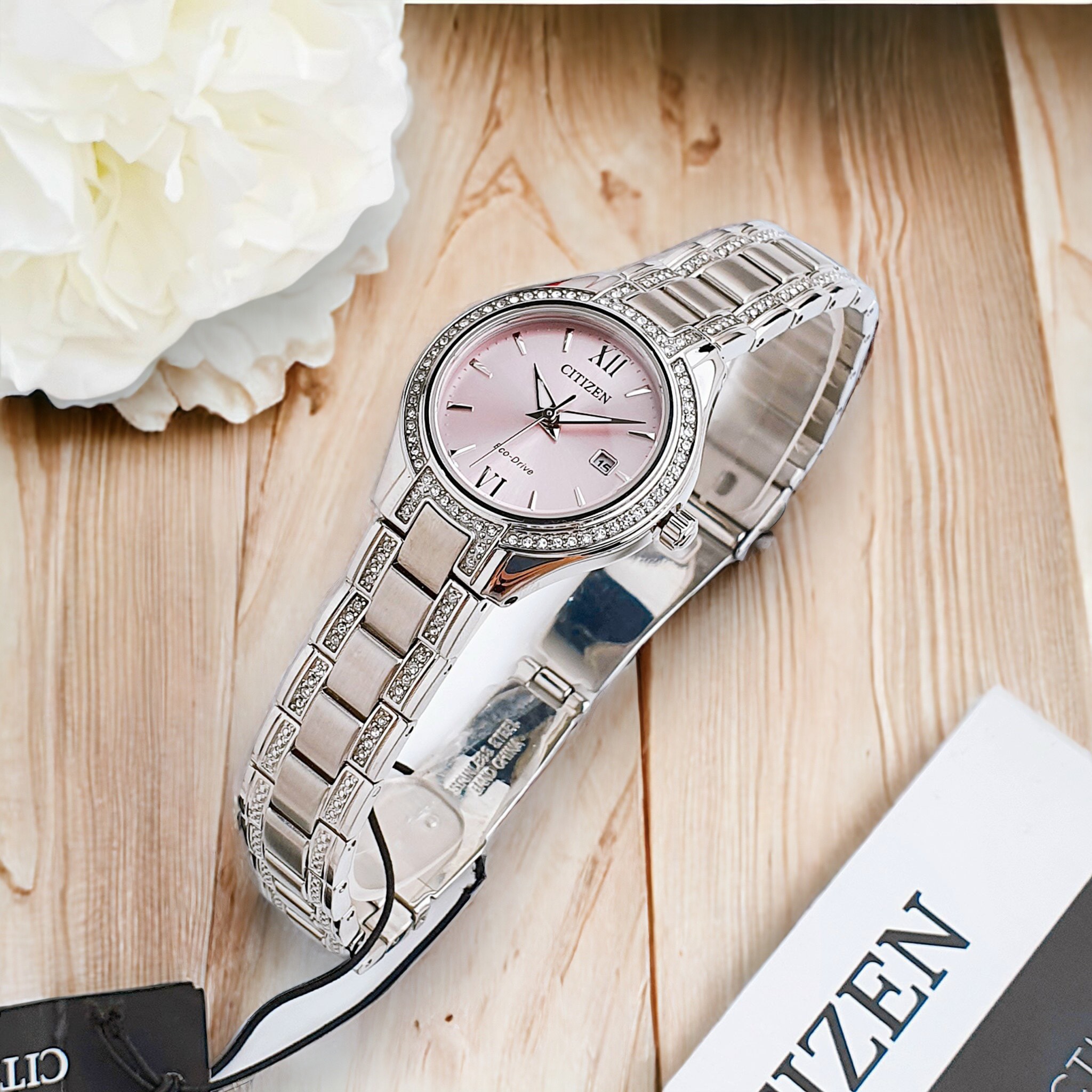 Ảnh 5 của (ĐỒNG HỒ NỮ) Citizen Eco-Drive Women's Calendar Silver-Tone  FE1230-51X dây silver FE123051X