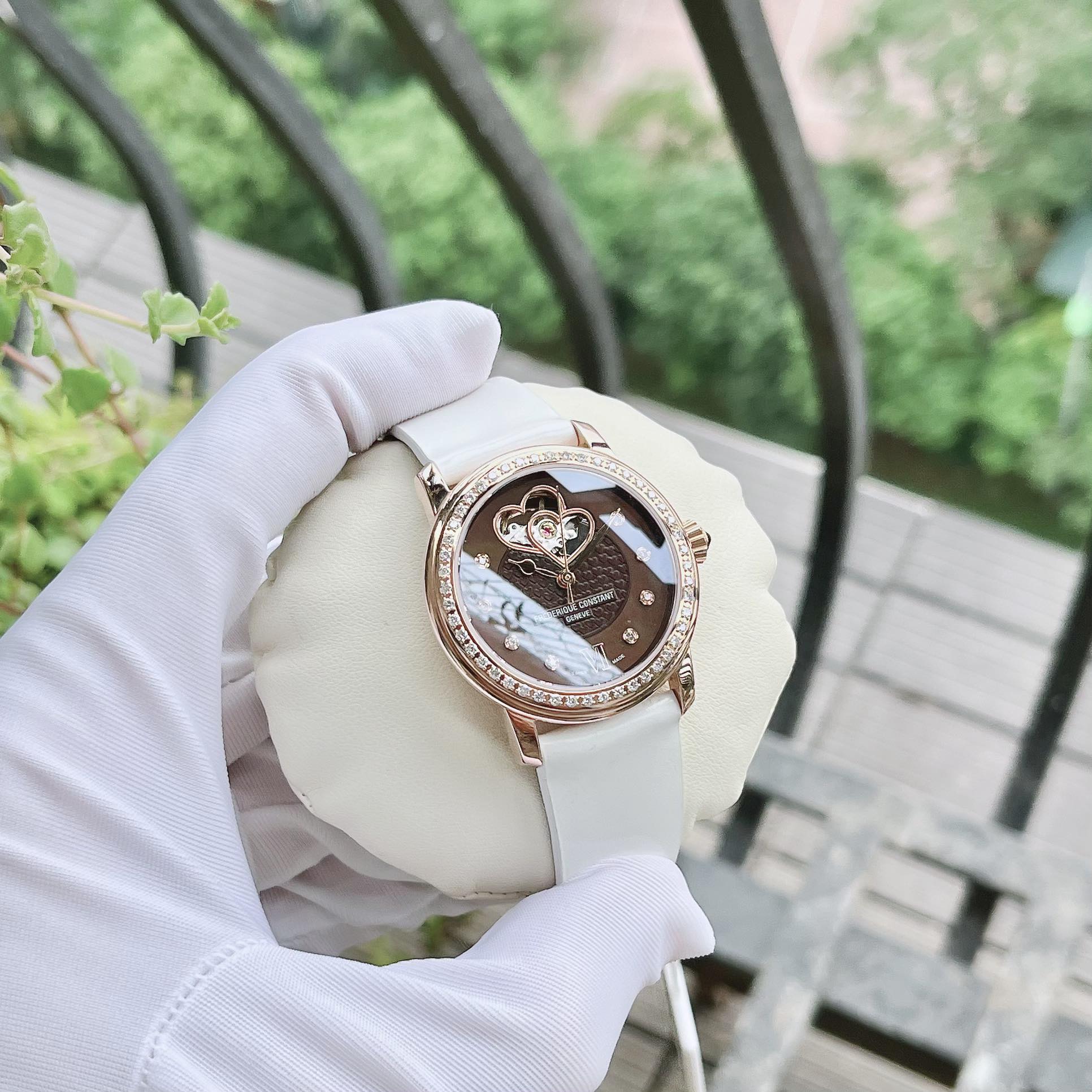 Ảnh 6 của (ĐỒNG HỒ NỮ) FREDERIQUE CONSTANT DOUBLE HEARTBEAT FC-310CDHB2PD4 (FC310CDHB2PD4) 34mm