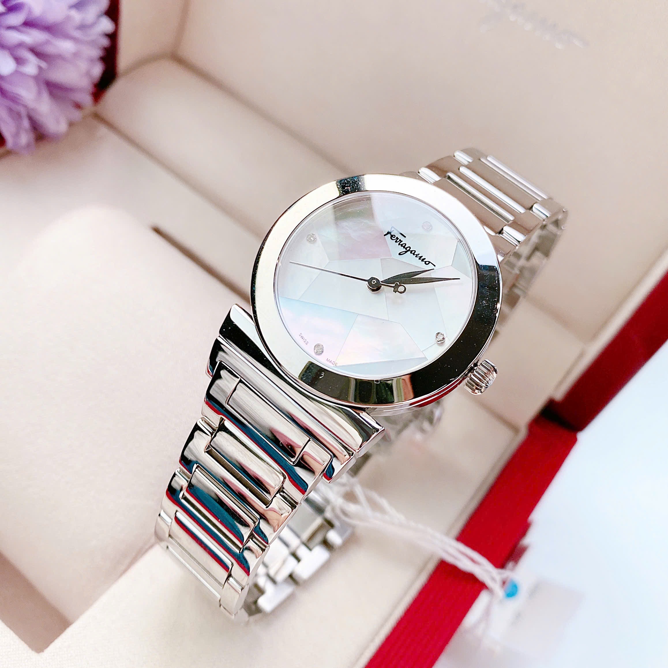 Ảnh 2 của ( ĐỒNG HỒ NỮ )  SALVATORE FERRAGAMO GRANDE MAISON FG2040013 33mm