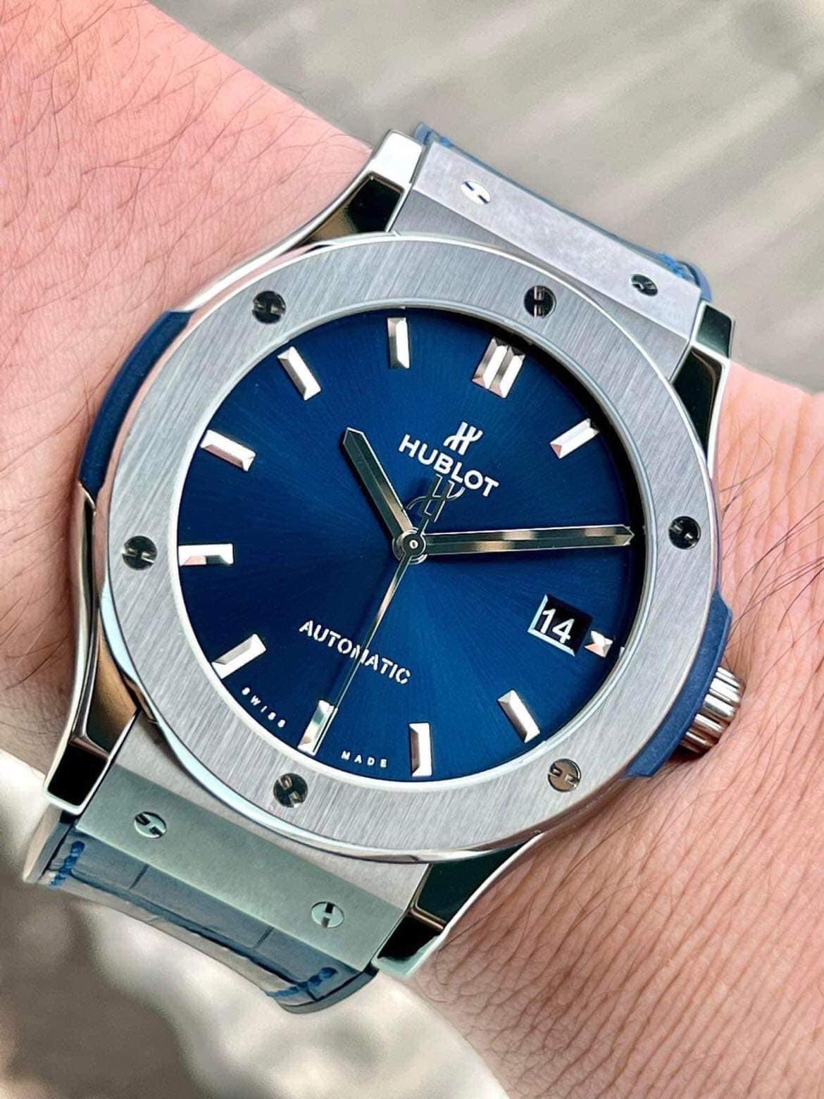 Ảnh 2 của [Deal lướt VIP] Hublot Classic Fusion Titanium Automatic 45mm 511.NX.7170.LR