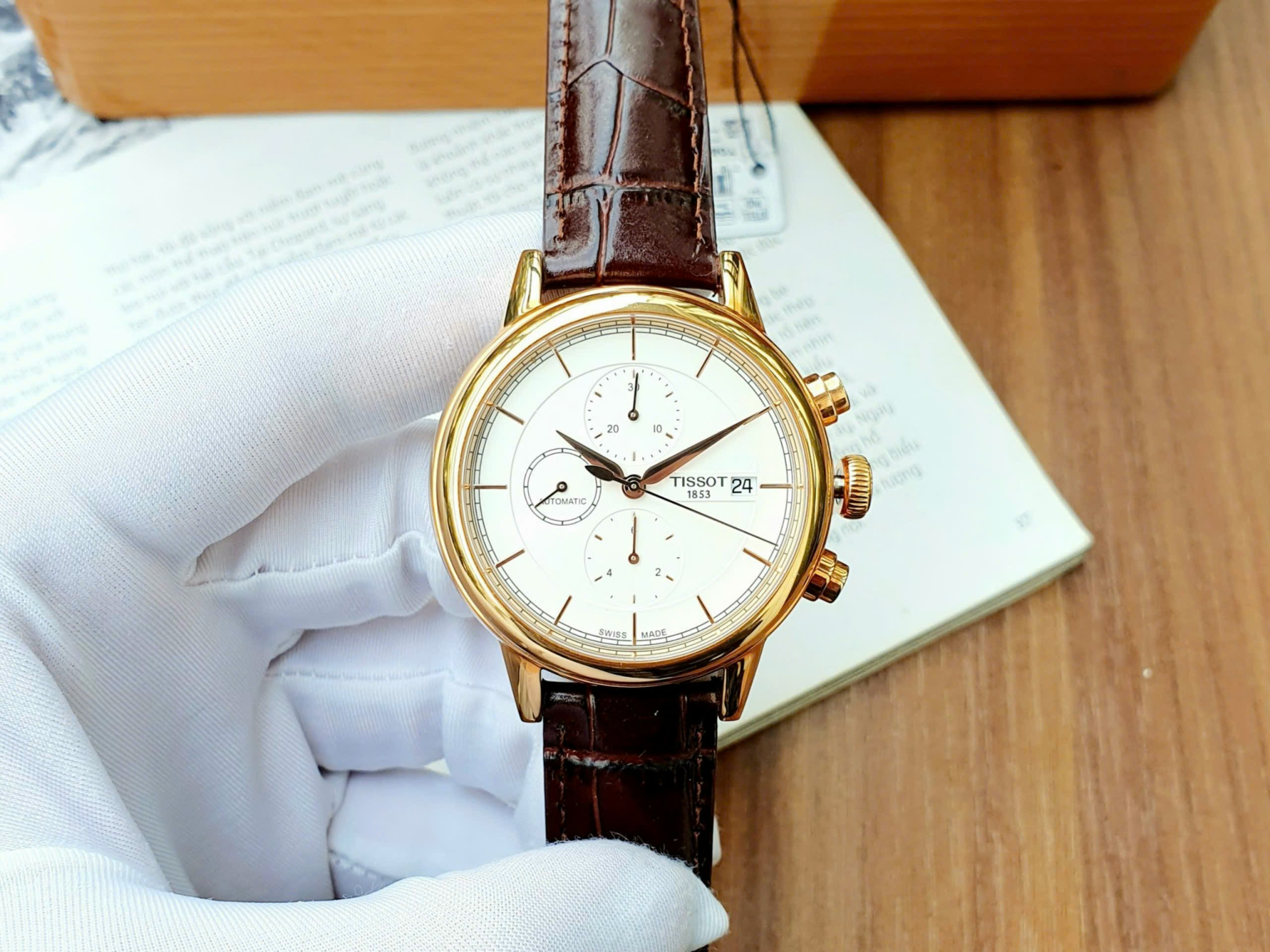 (ĐỒNG HỒ NAM) TISSOT CARSON T085.427.36.011.00 (T0854273601100)