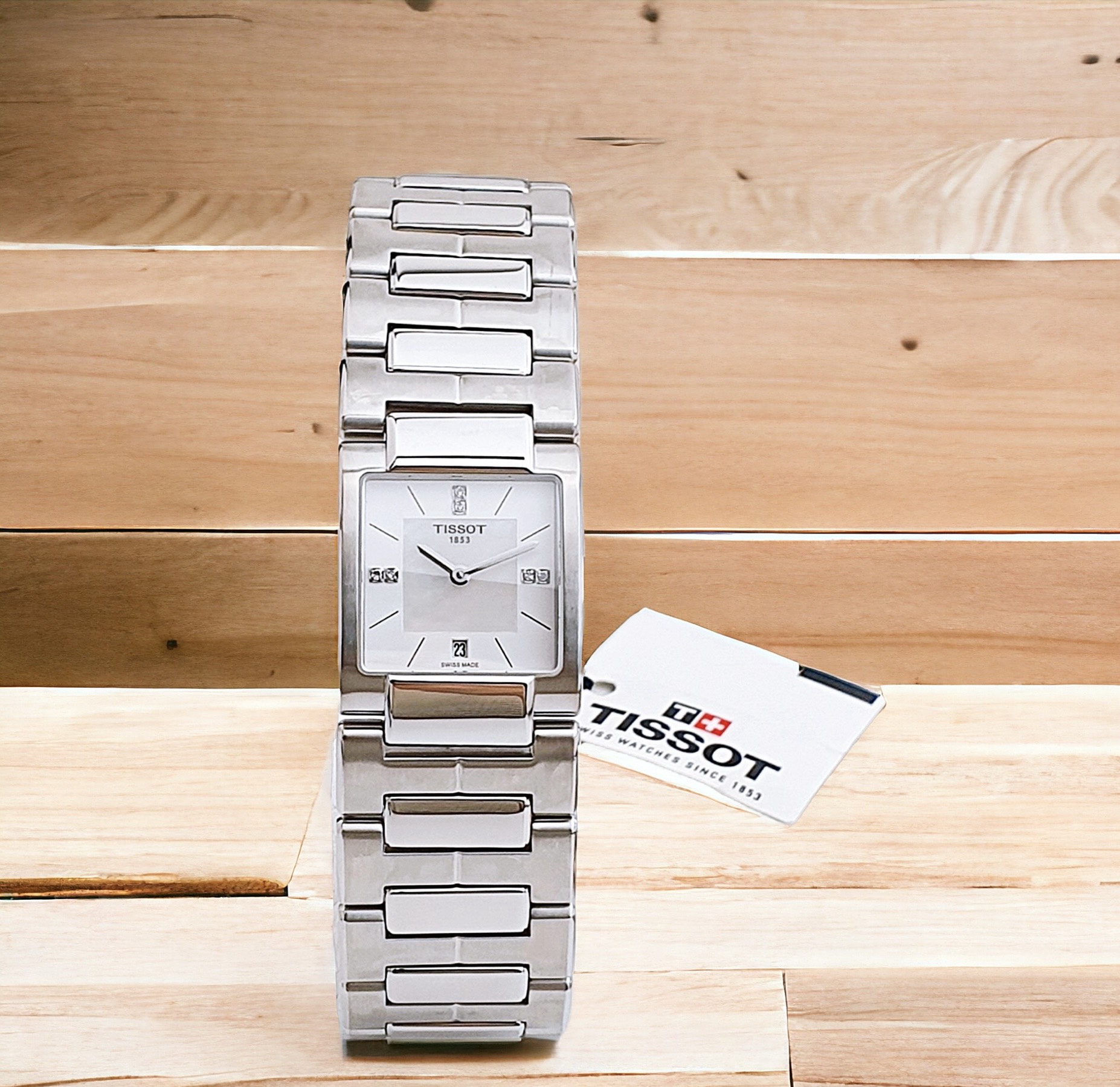 (ĐỒNG HỒ NỮ) Tissot T02 Mother of Pearl Dial - T090.310.11.116.00 ( T0903101111600 )