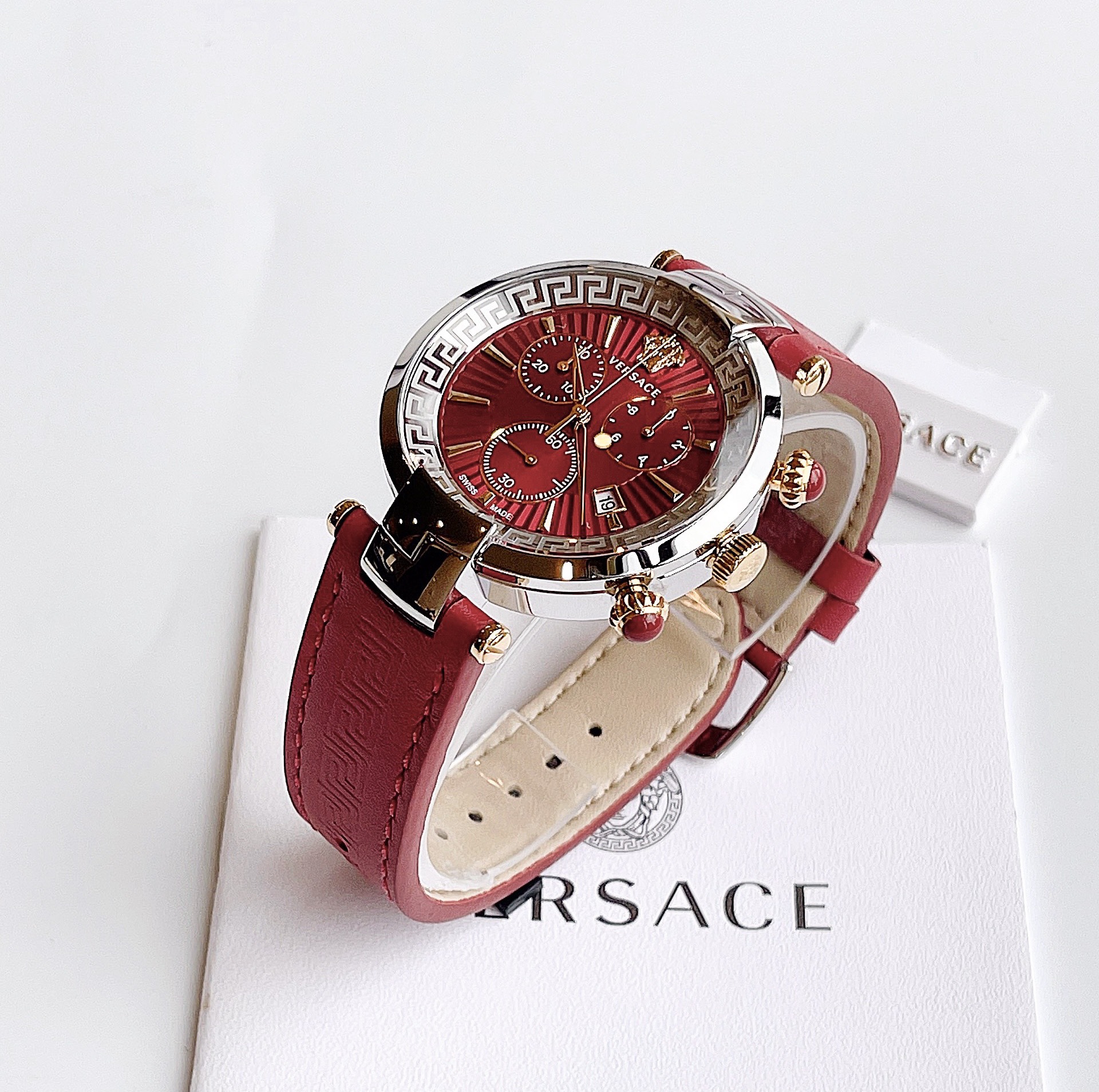 Ảnh 2 của (ĐỒNG HỒ NỮ) Versace VE2M00821 Revive Strap Watch 41mm