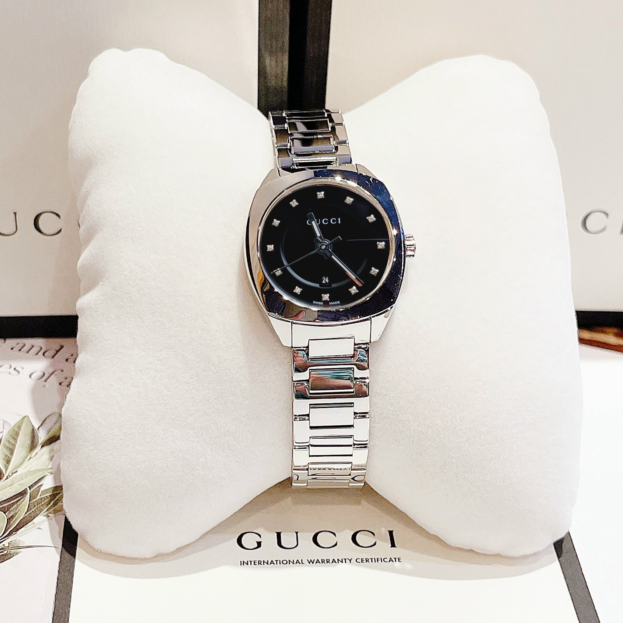 Ảnh 2 của (ĐỒNG HỒ NỮ) Gucci GG2570 Diamond Ladies Watch 29mm YA142503