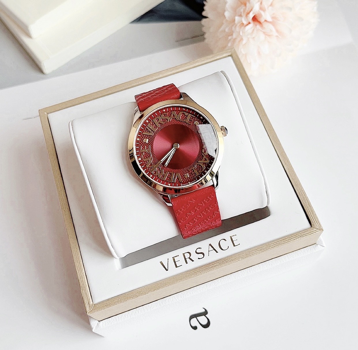 Đồng Hồ Nữ Versace VE2O00222 Logo Halo gold silver red Leather Women's Watch, 38mm