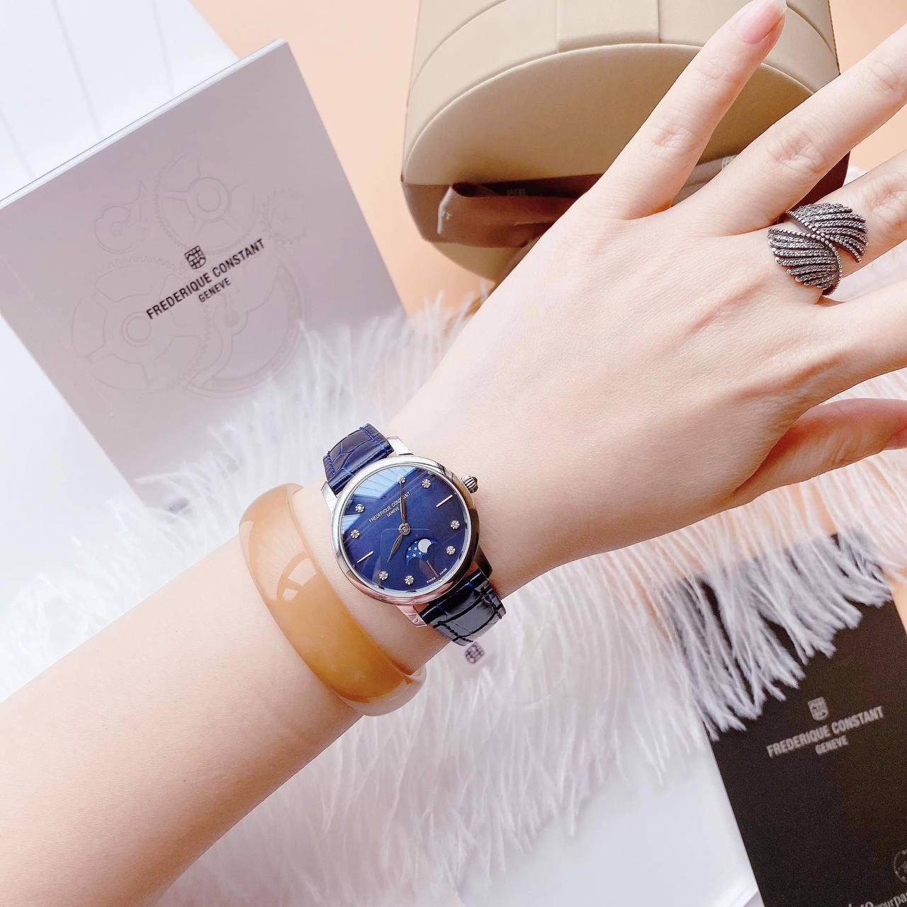 Ảnh 4 của (ĐỒNG HỒ NỮ) FREDERIQUE CONSTANT MOONPHASE FC-206MPND1S6