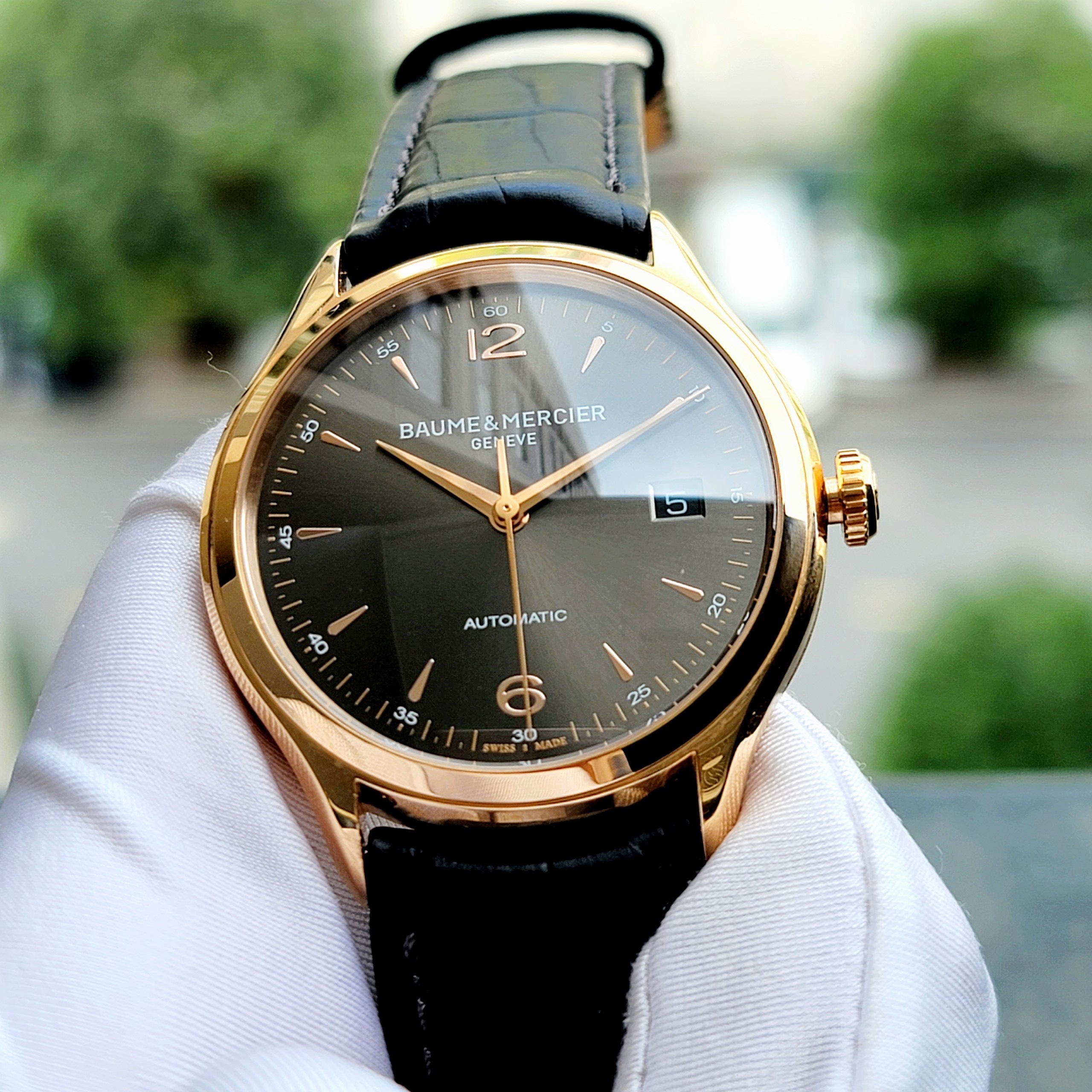Ảnh 4 của ĐỒNG HỒ BAUME ET MERCIER CLIFTON AUTOMATIC 18K ROSE GOLD MOA10059