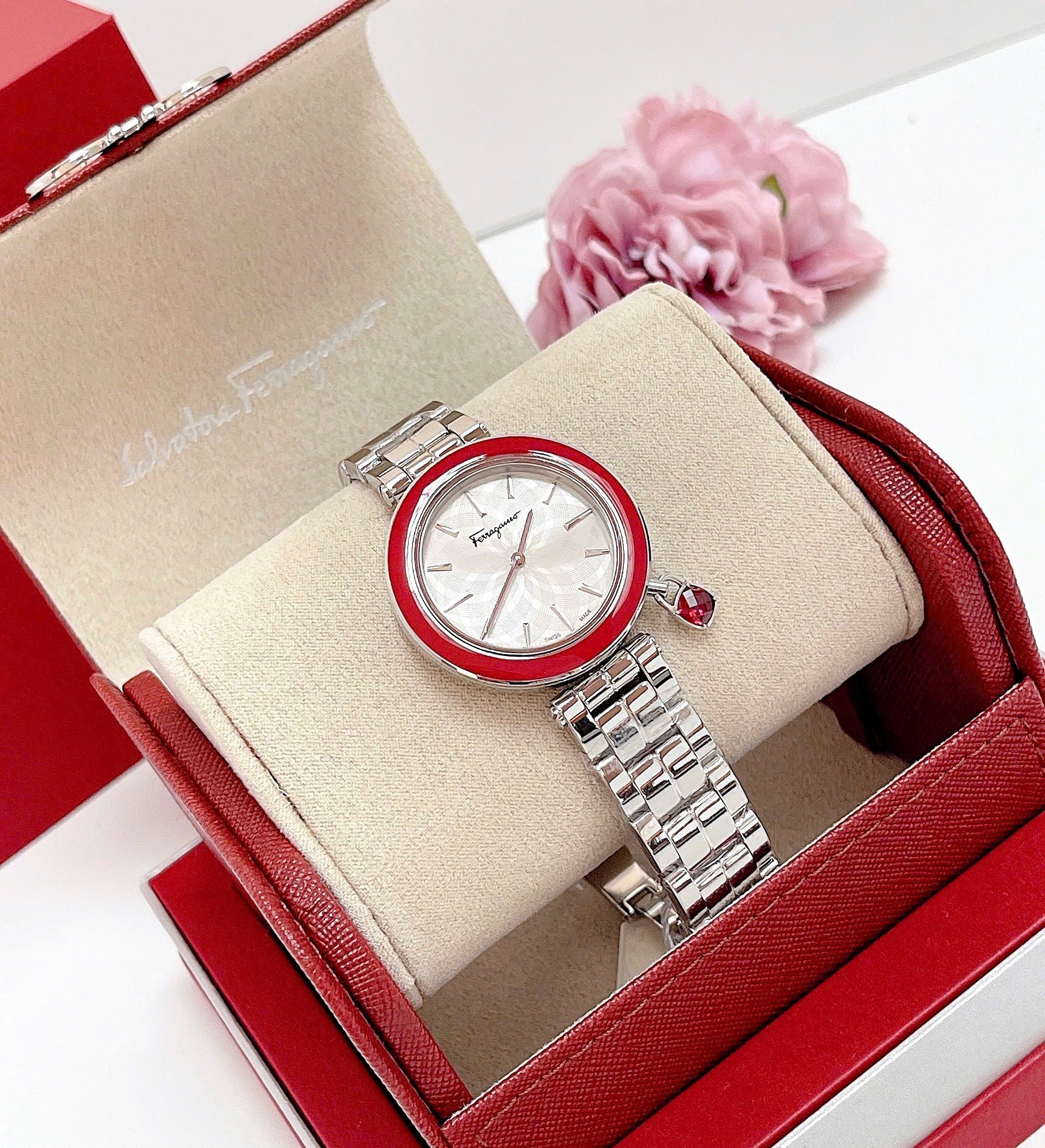 ( ĐỒNG HỒ NỮ ) Salvatore Ferragamo Women's FIC020015 Intreccio Analog Display Quartz Watch